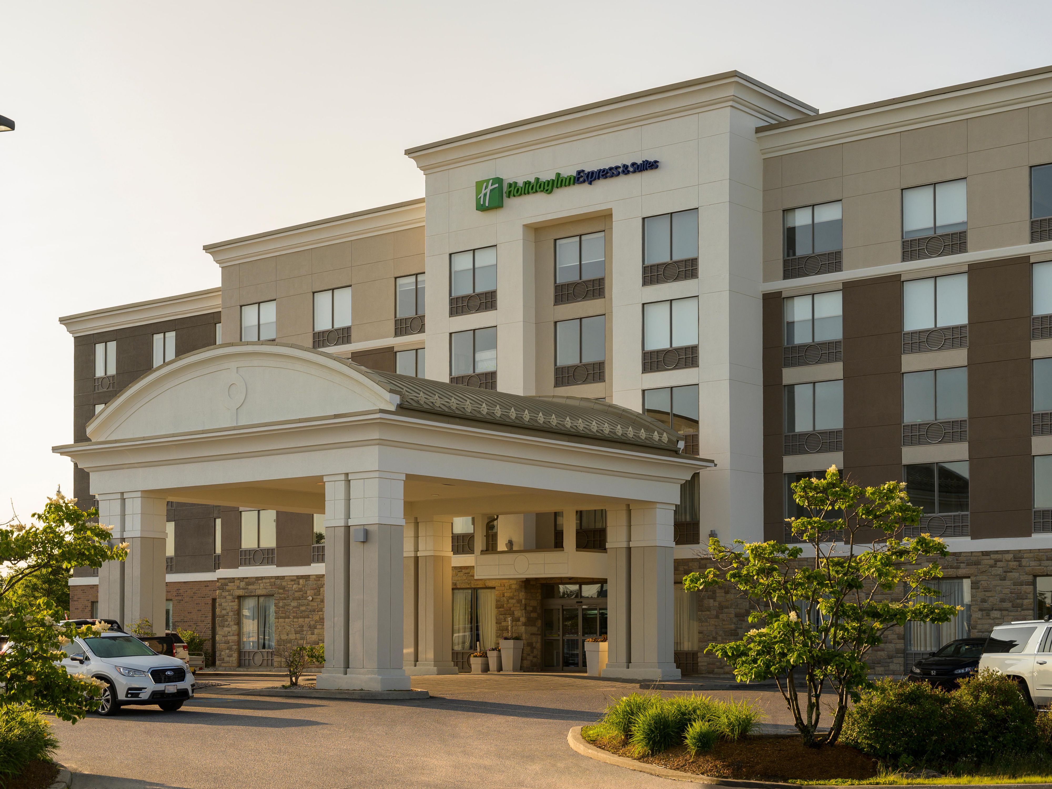 Holiday Inn Express Suites North Bay Hotel By Ihg - 