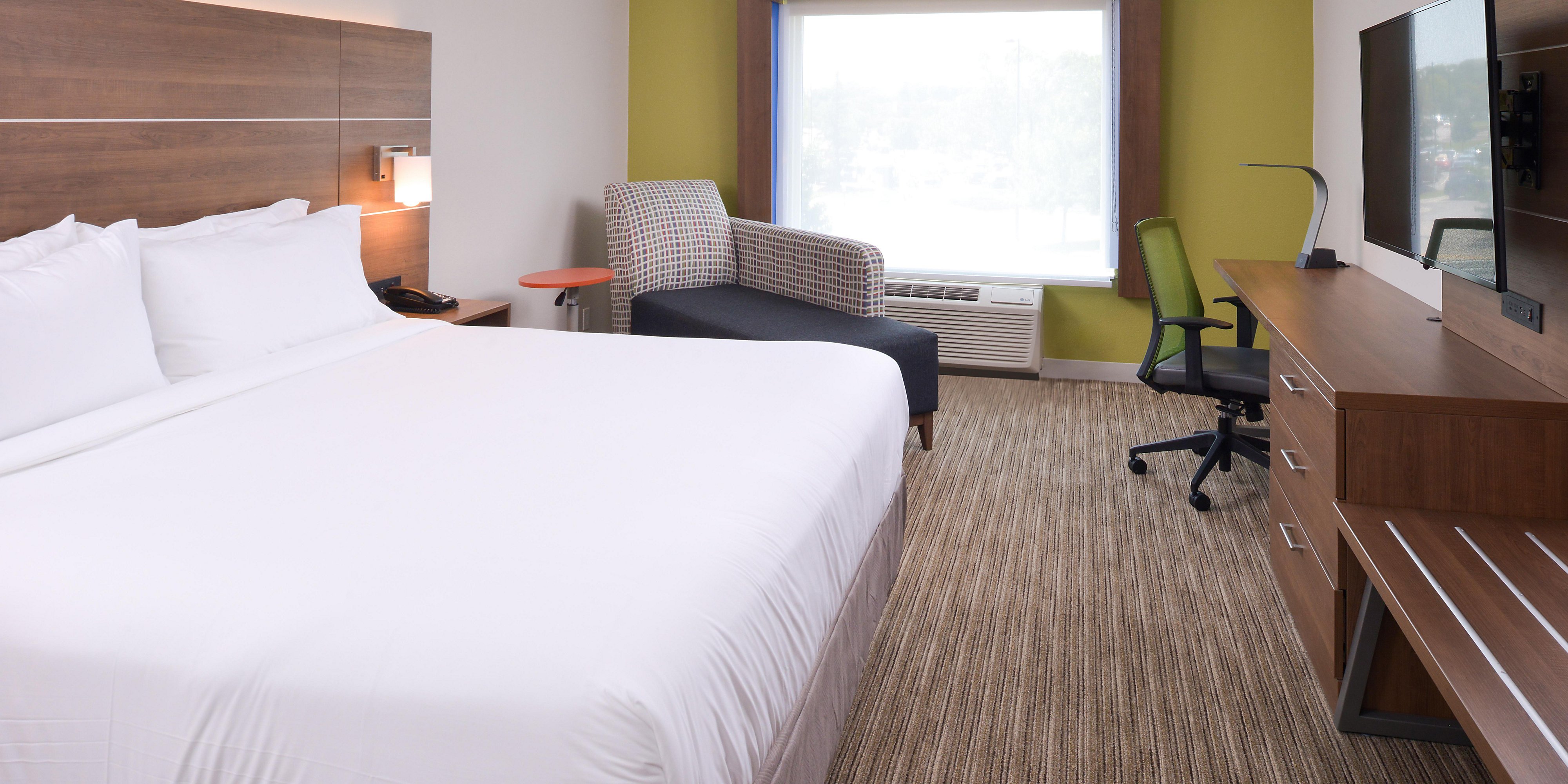 Holiday Inn Express Suites Omaha 120th And Maple Ihg Hotel