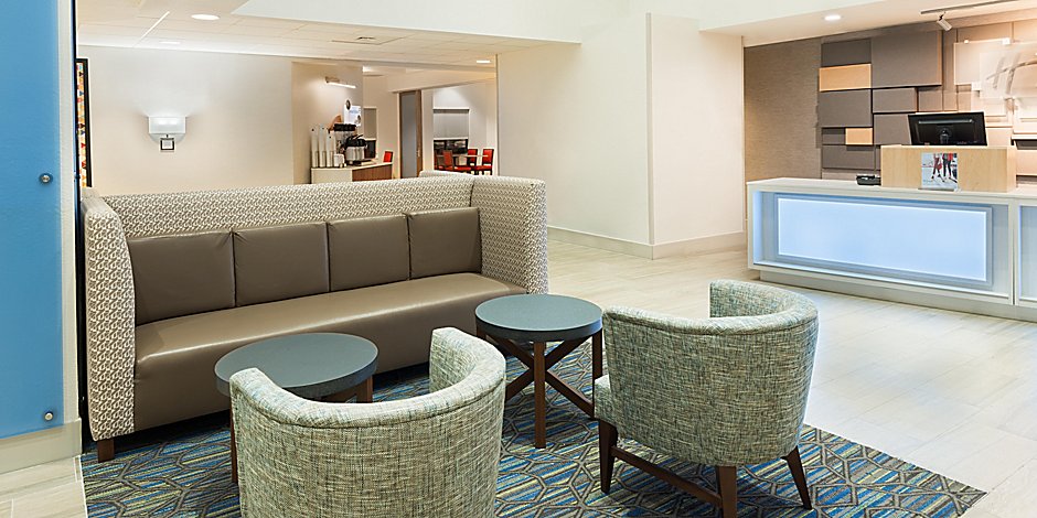 Universal Studios Orlando Hotels Holiday Inn Express Suites