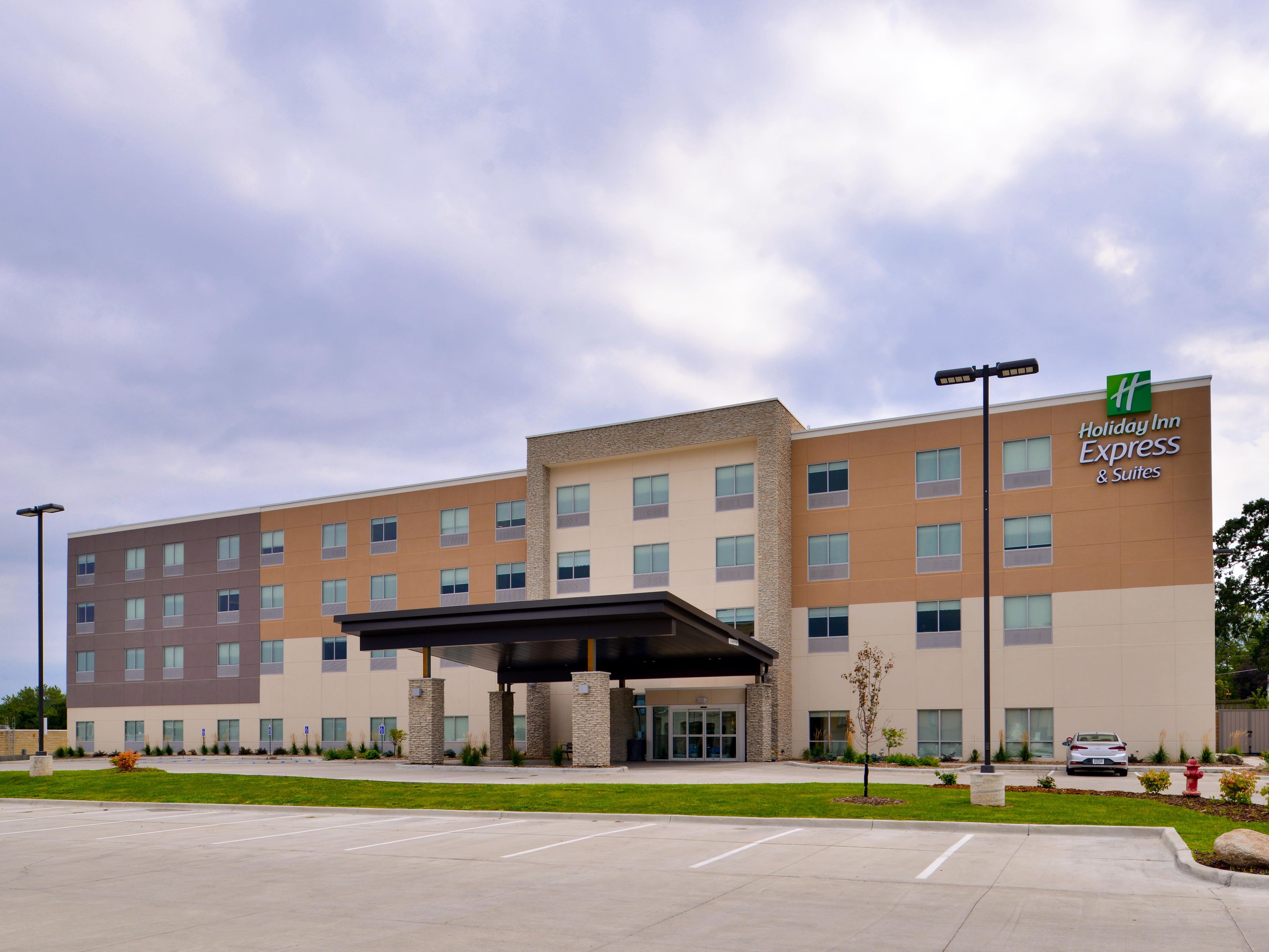 Hotels in Ottumwa, Iowa | Holiday Inn Express & Suites Ottumwa