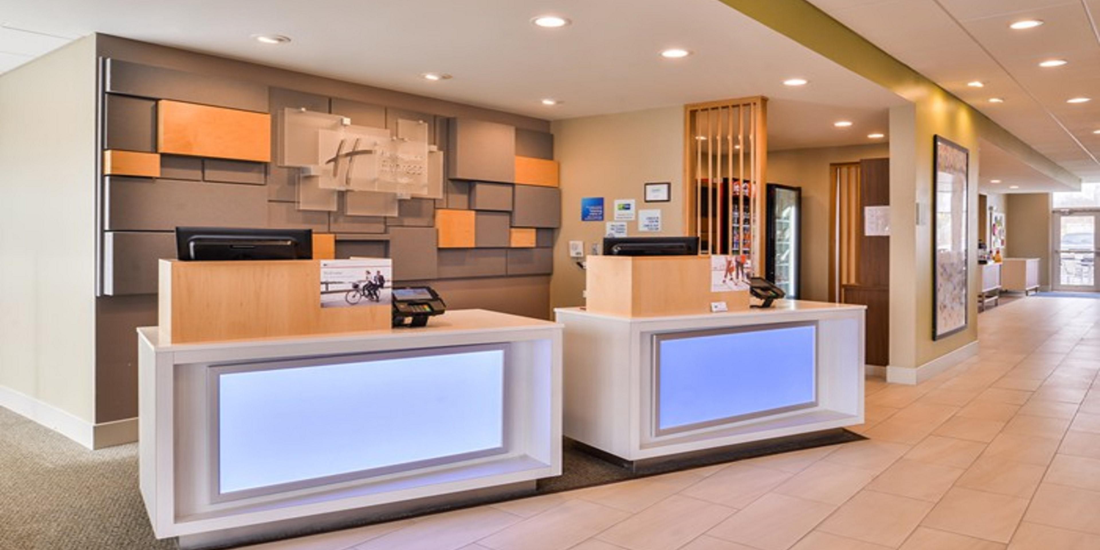 Holiday Inn Express Suites Parkersburg East Hotel By Ihg