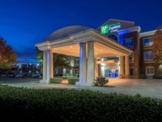 Holiday Inn Express & Suites Dallas-North Tollway (N Plano) in Dallas, Texas