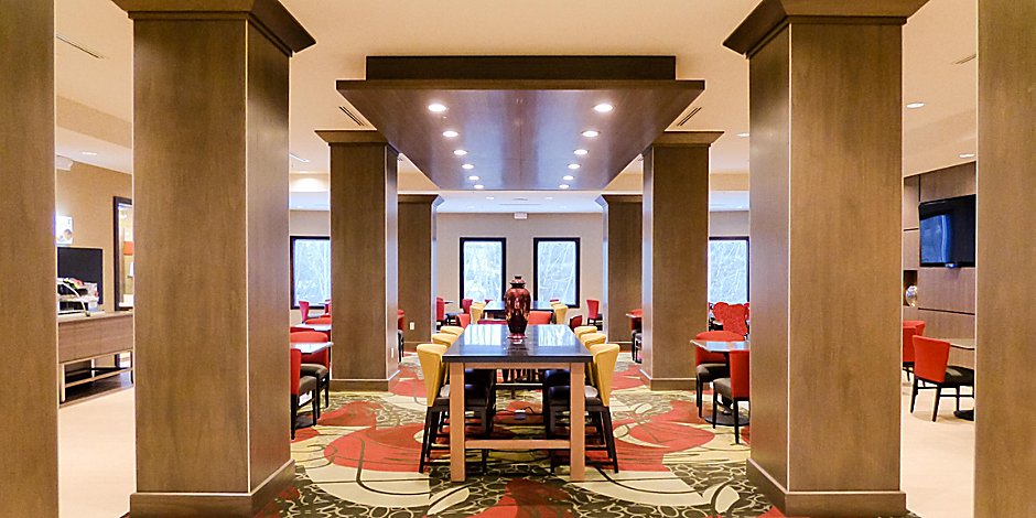 Holiday Inn Express Suites Plymouth Ann Arbor Area Ihg Hotel