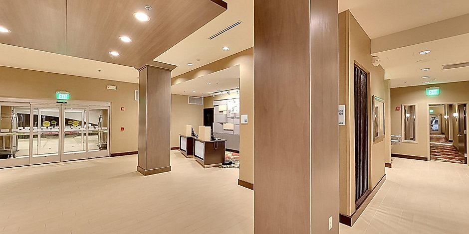 Holiday Inn Express Suites Plymouth Ann Arbor Area Ihg Hotel