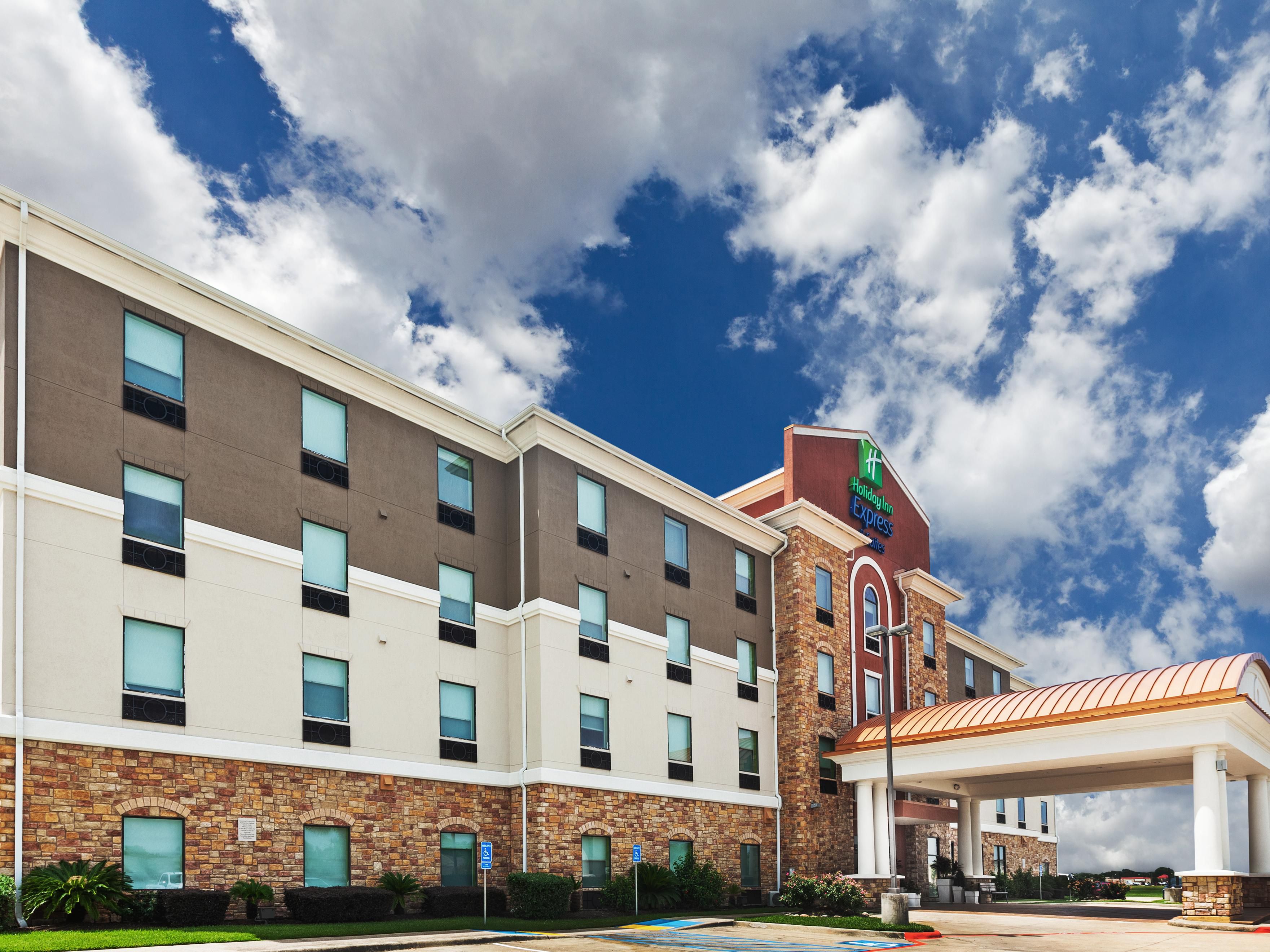 Hotel in Port Arthur, TX Holiday Inn Express & Suites Port Arthur