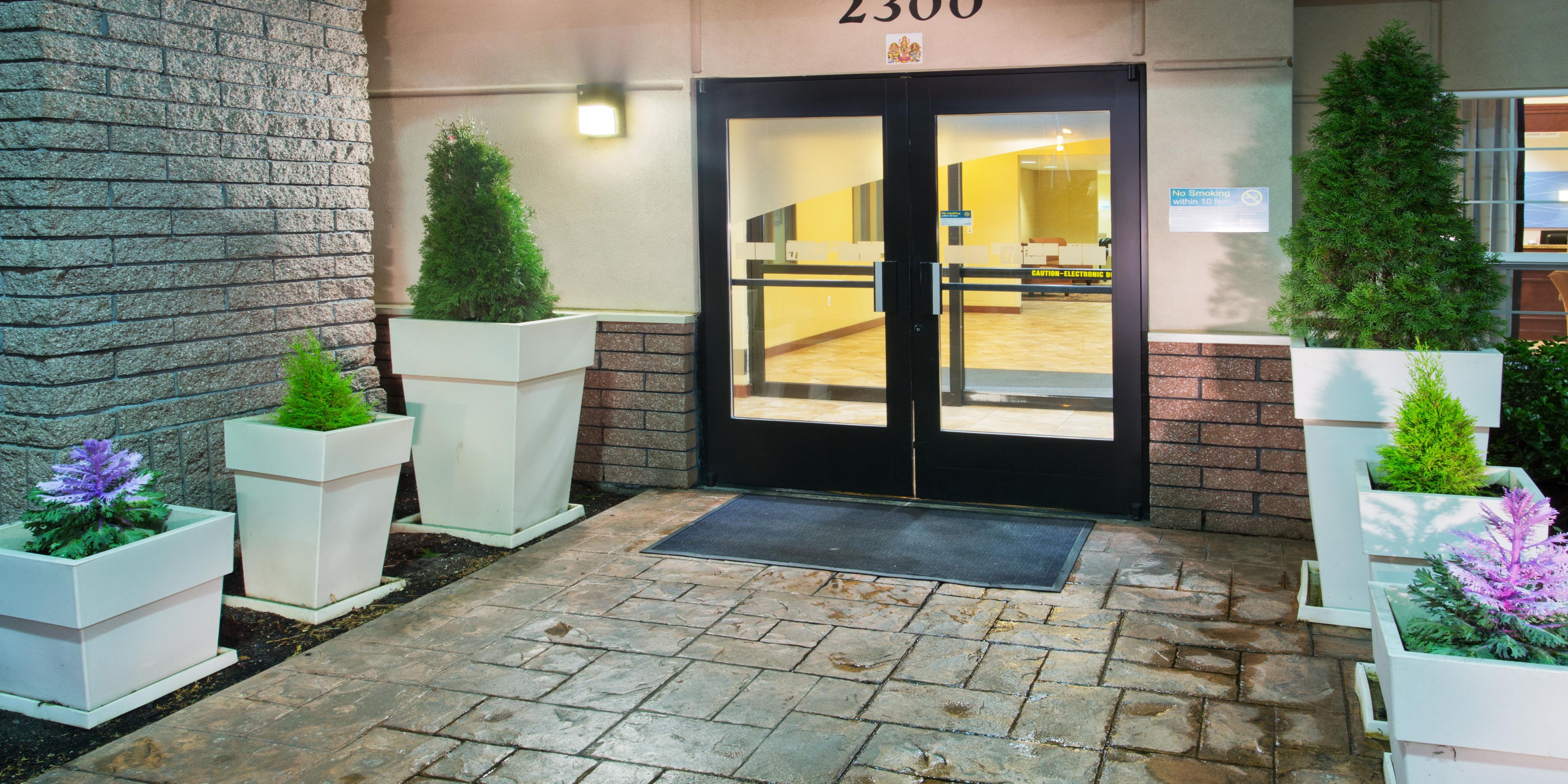 Pet Friendly Hotels Near Portland Airport Holiday Inn - 