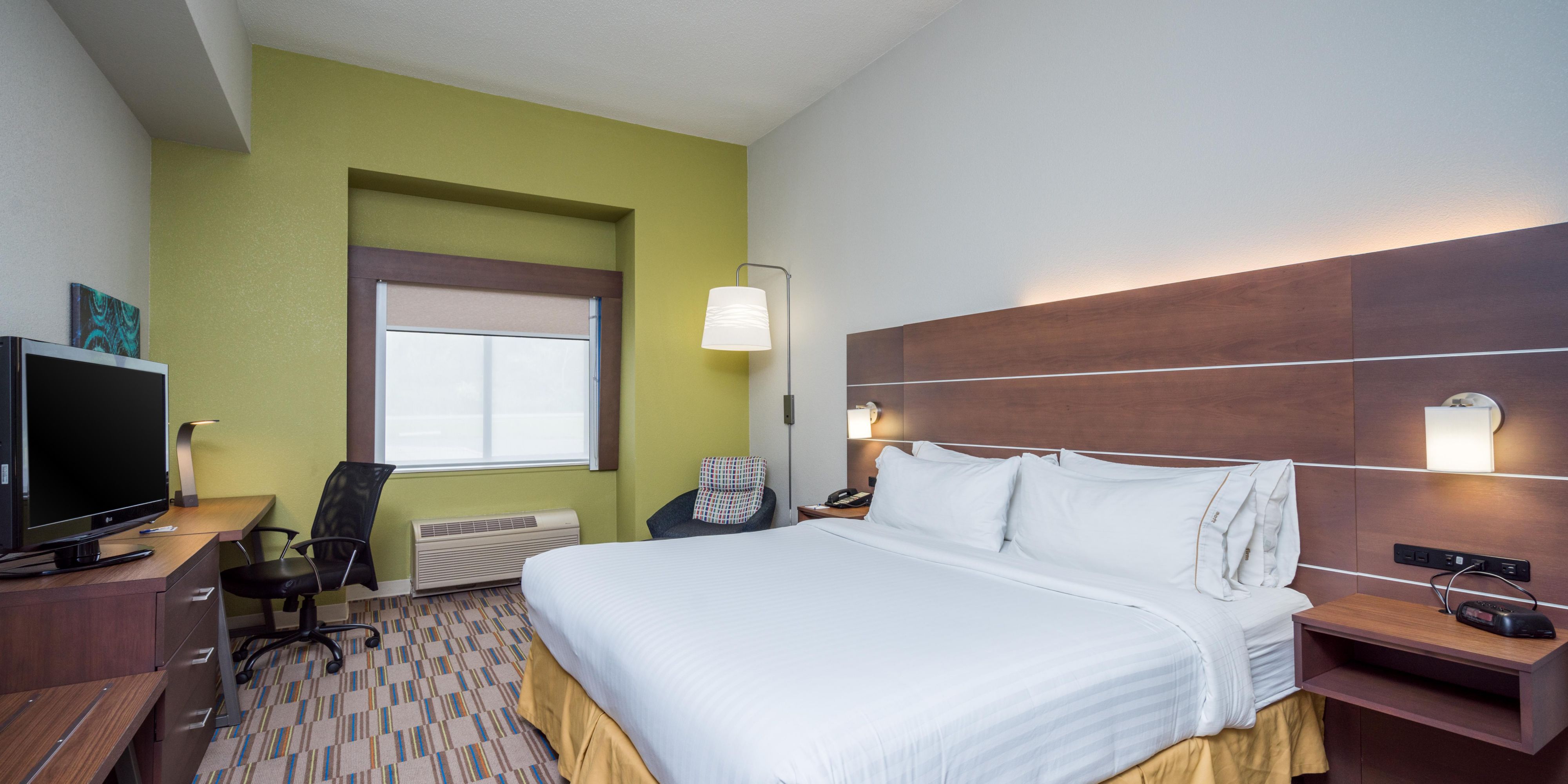 Holiday Inn Express Suites Quakertown Hotel By Ihg