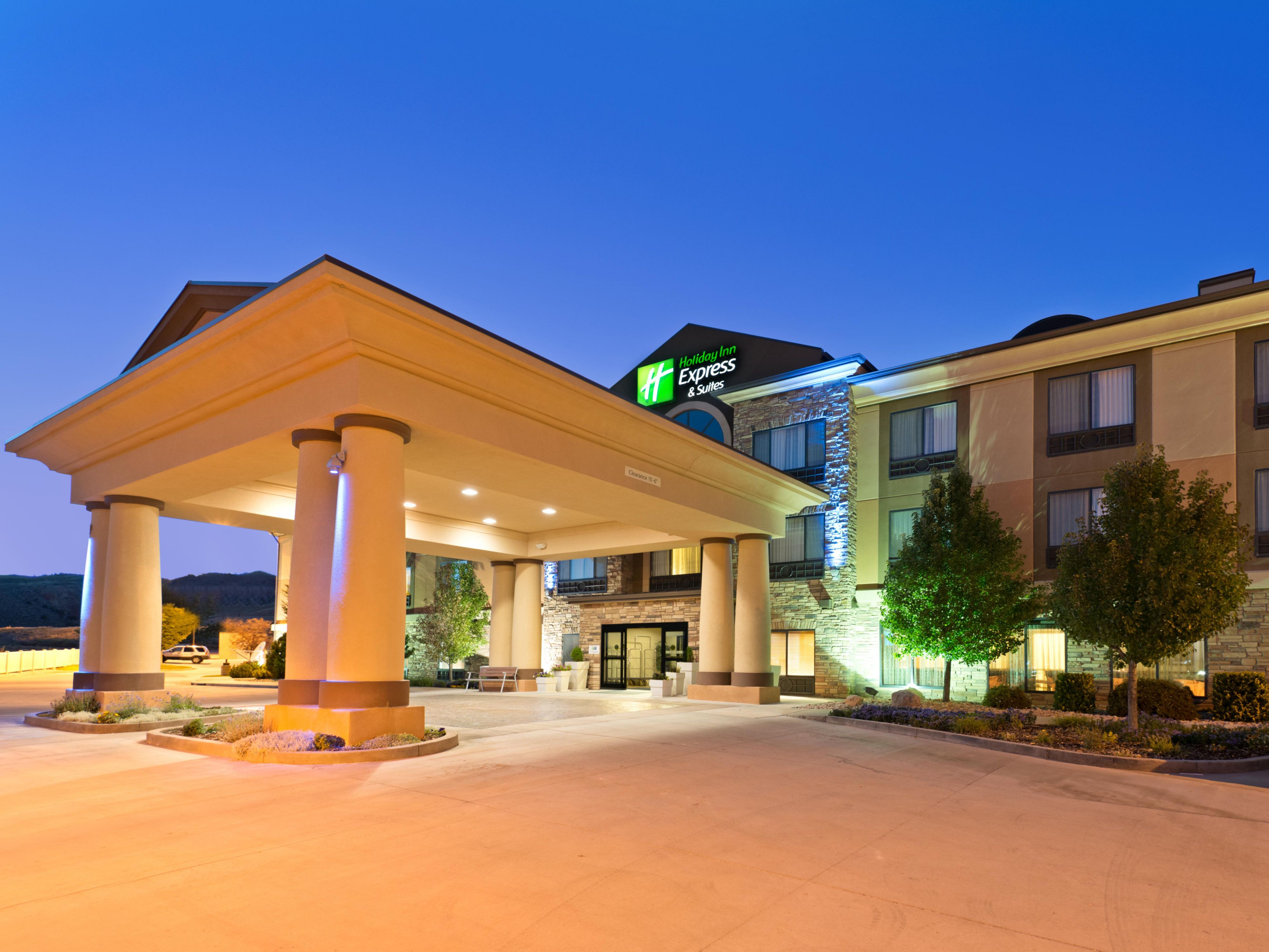 Holiday Inn Express & Suites Richfield Hotel by IHG
