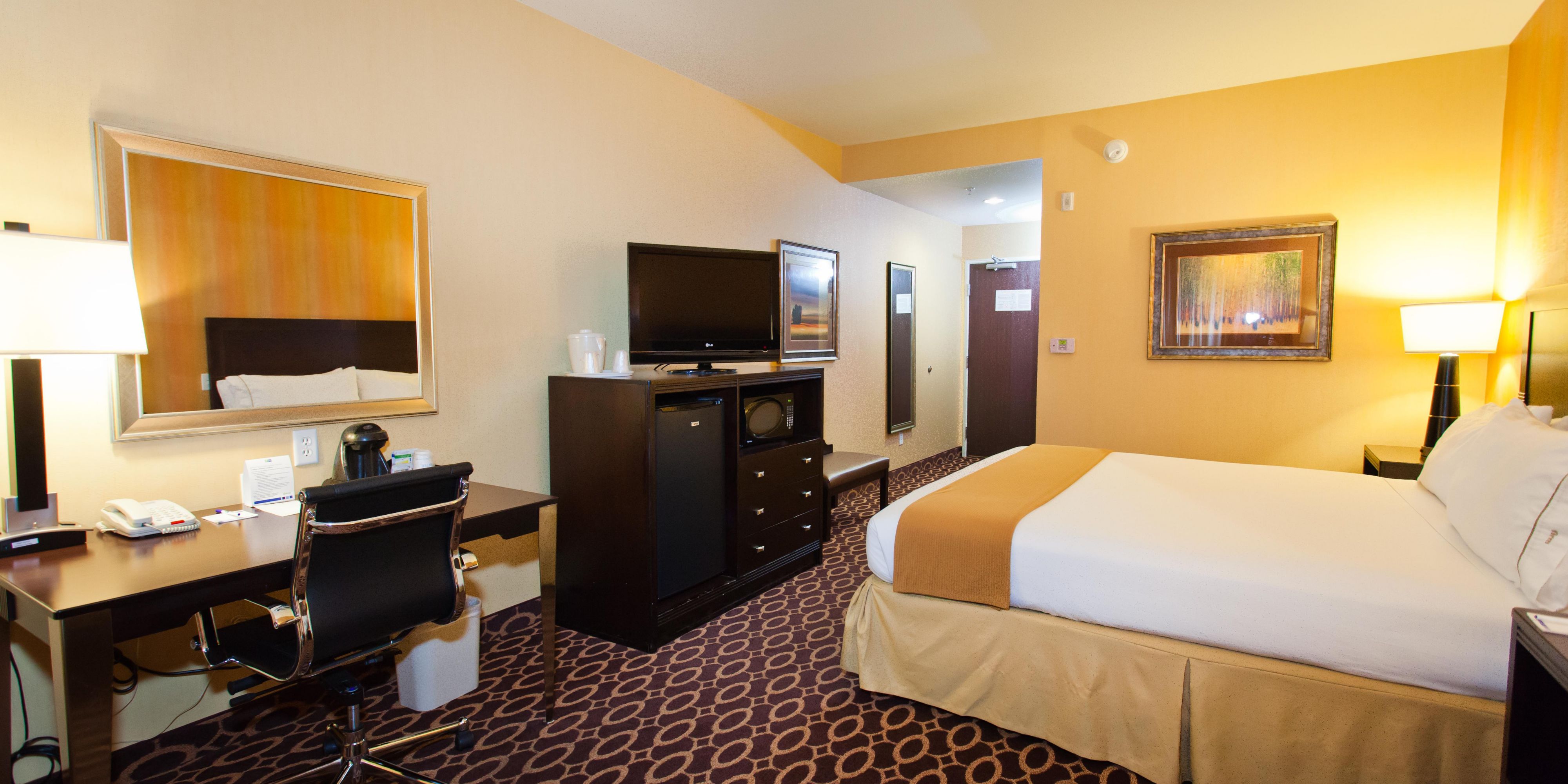 Pet Friendly Hotel Near Cal Expo Holiday Inn Express Suites