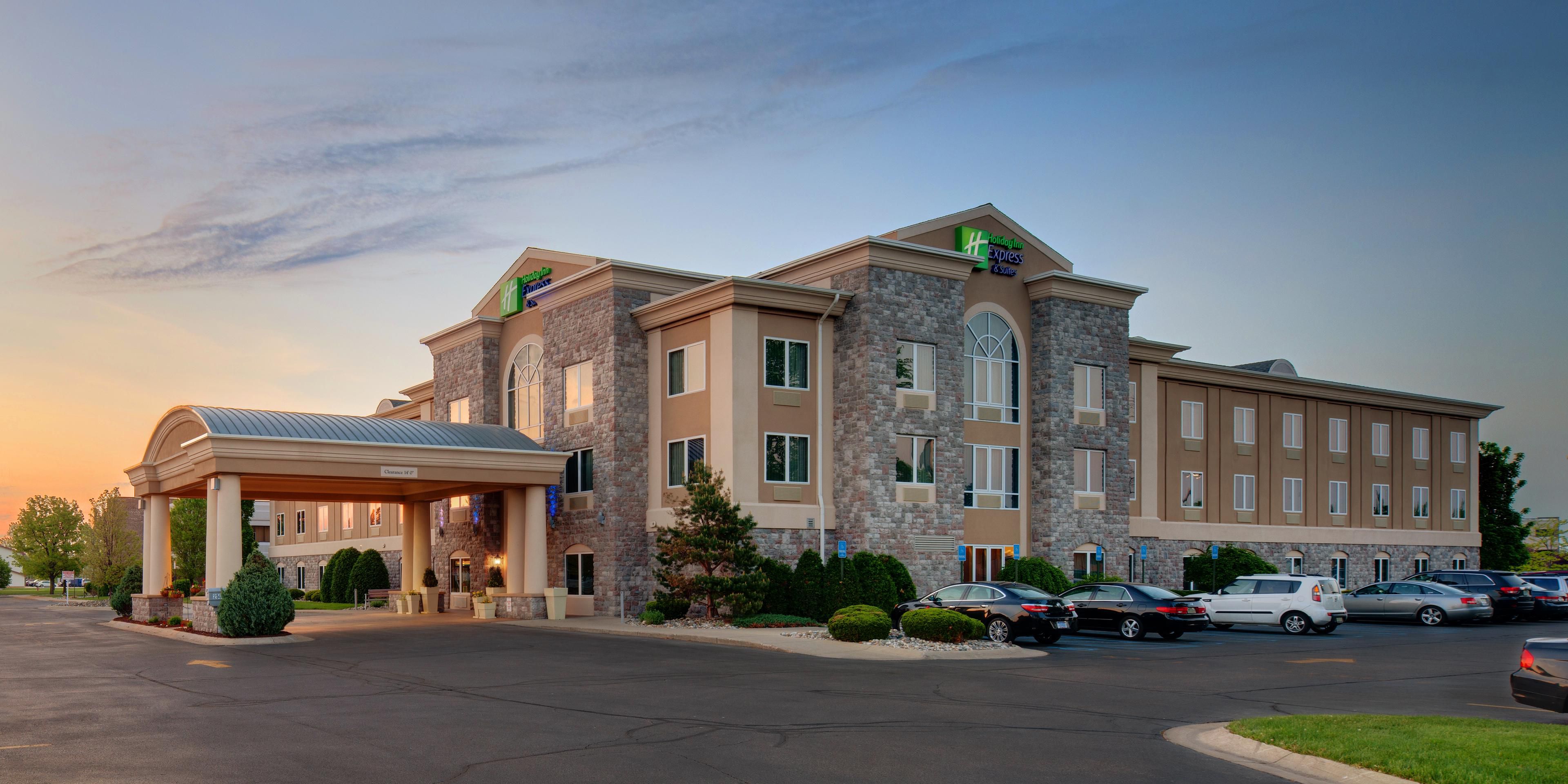 Holiday Inn Express Suites Saginaw Hotel By Ihg