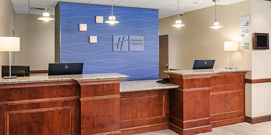 Hampton Beach Nh Hotels Holiday Inn Express Suites Hampton