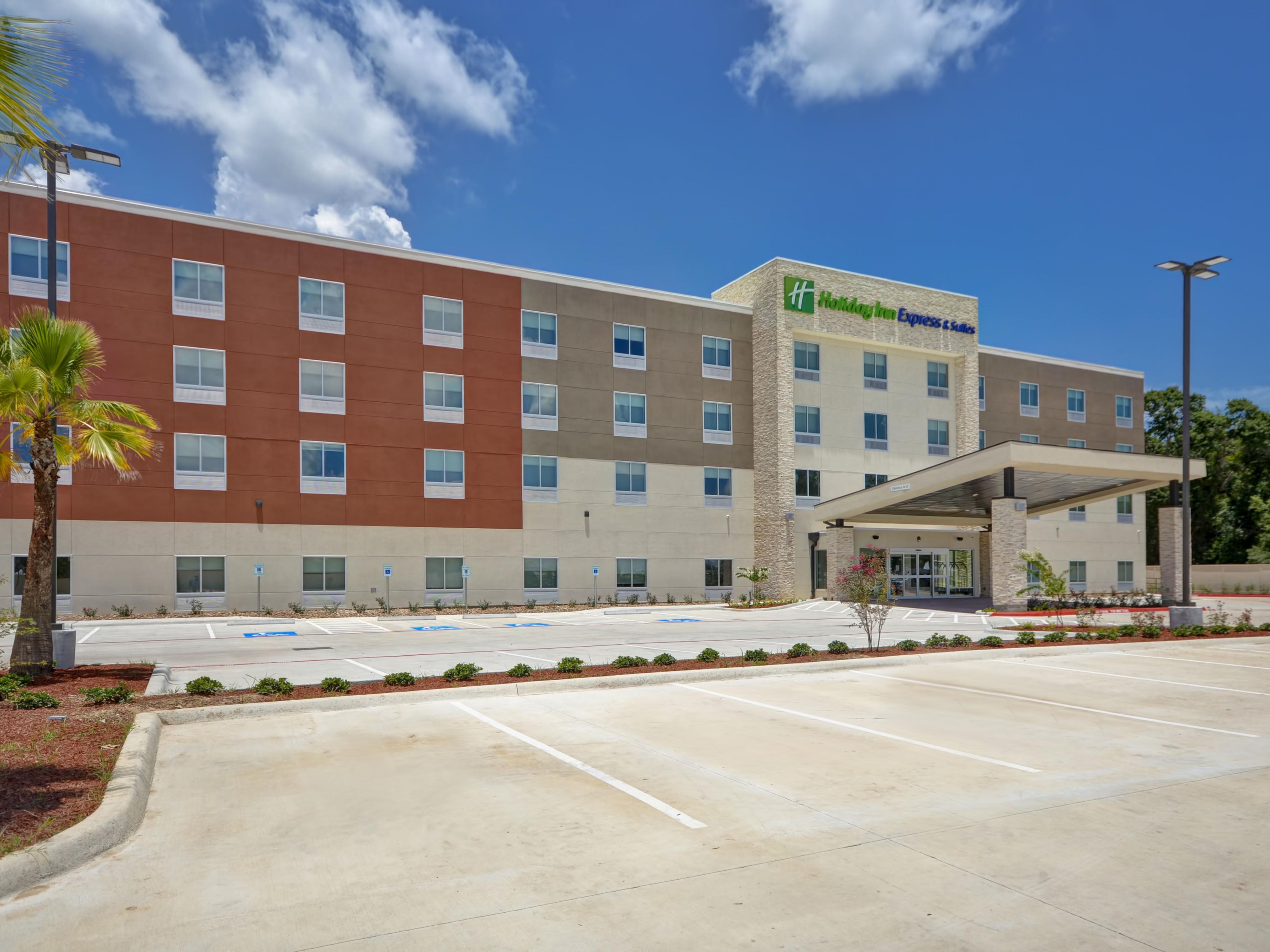 Holiday Inn Express Suites Houston Nasa Seabrook Hotel