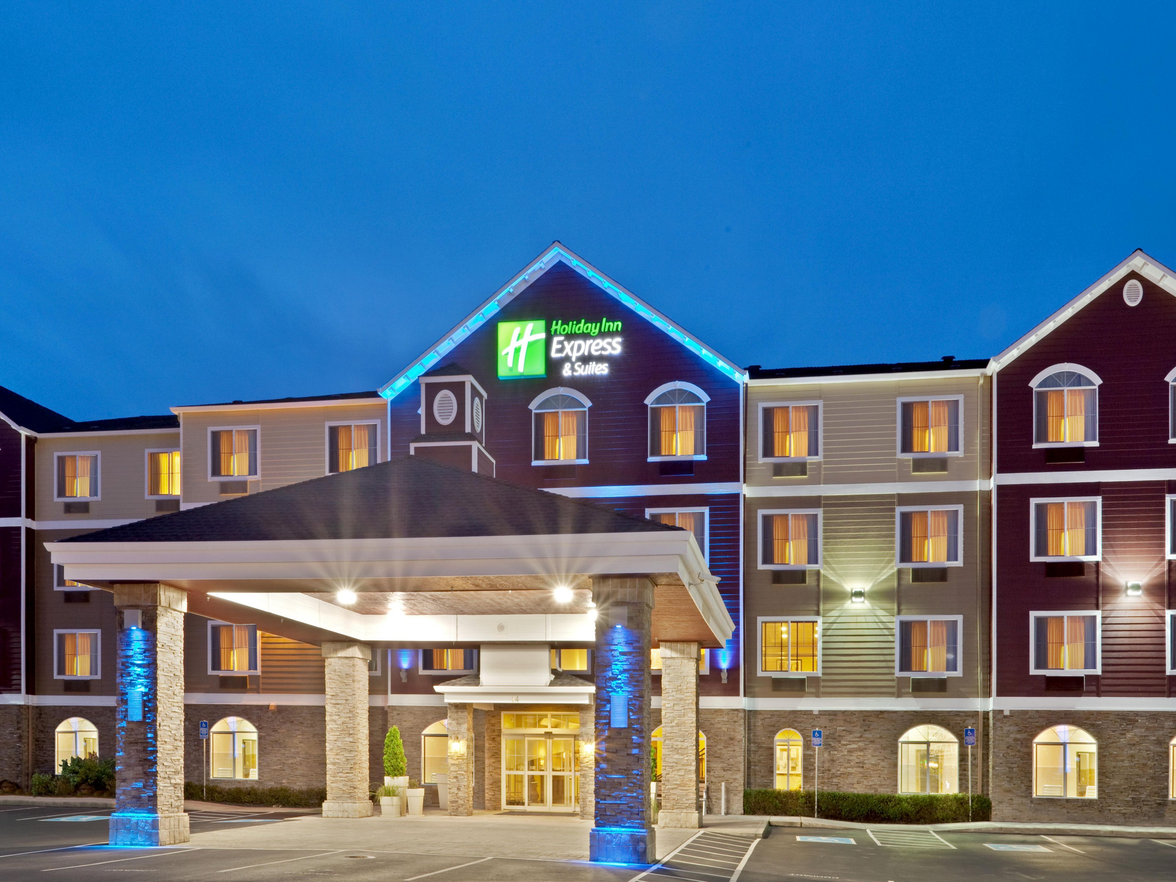 Holiday Inn Express & Suites Seaside-Convention Center Hotel by IHG