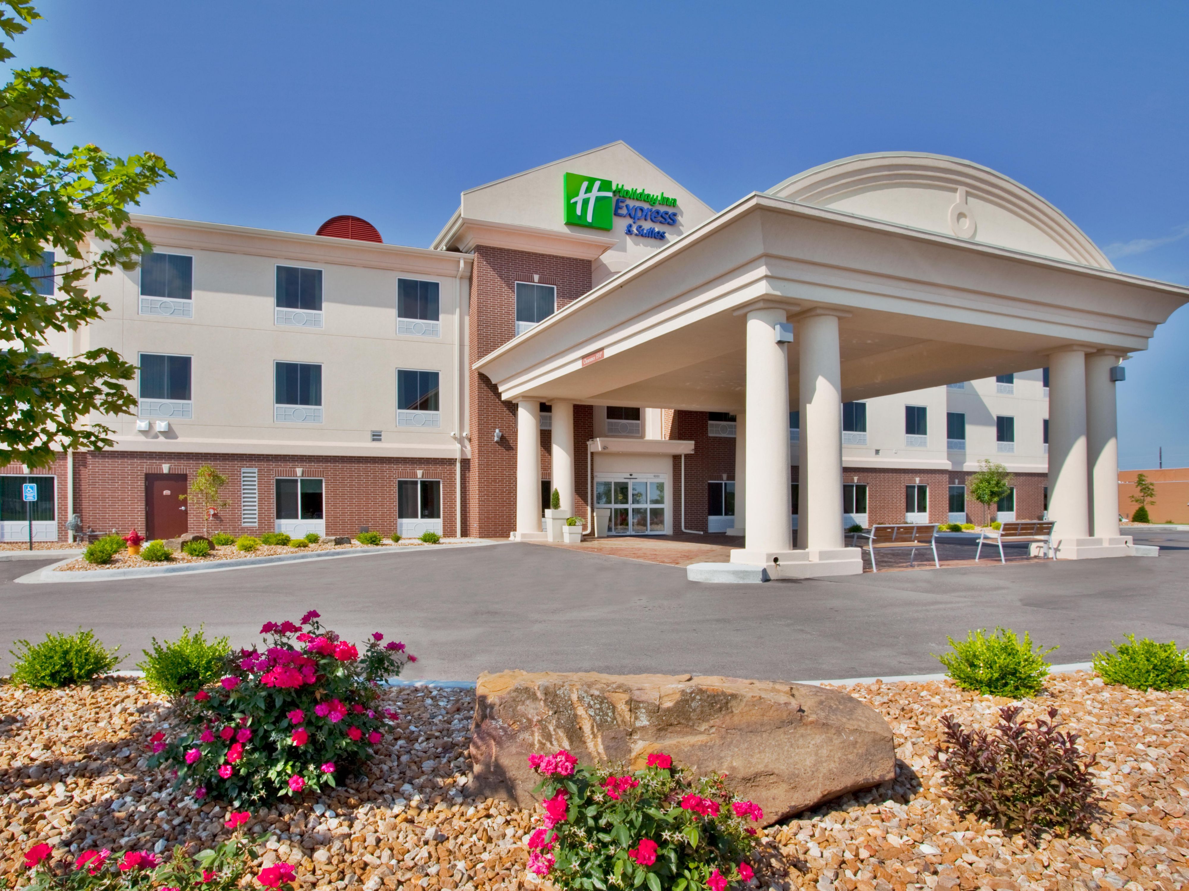 Holiday Inn Express & Suites Sedalia Hotel by IHG