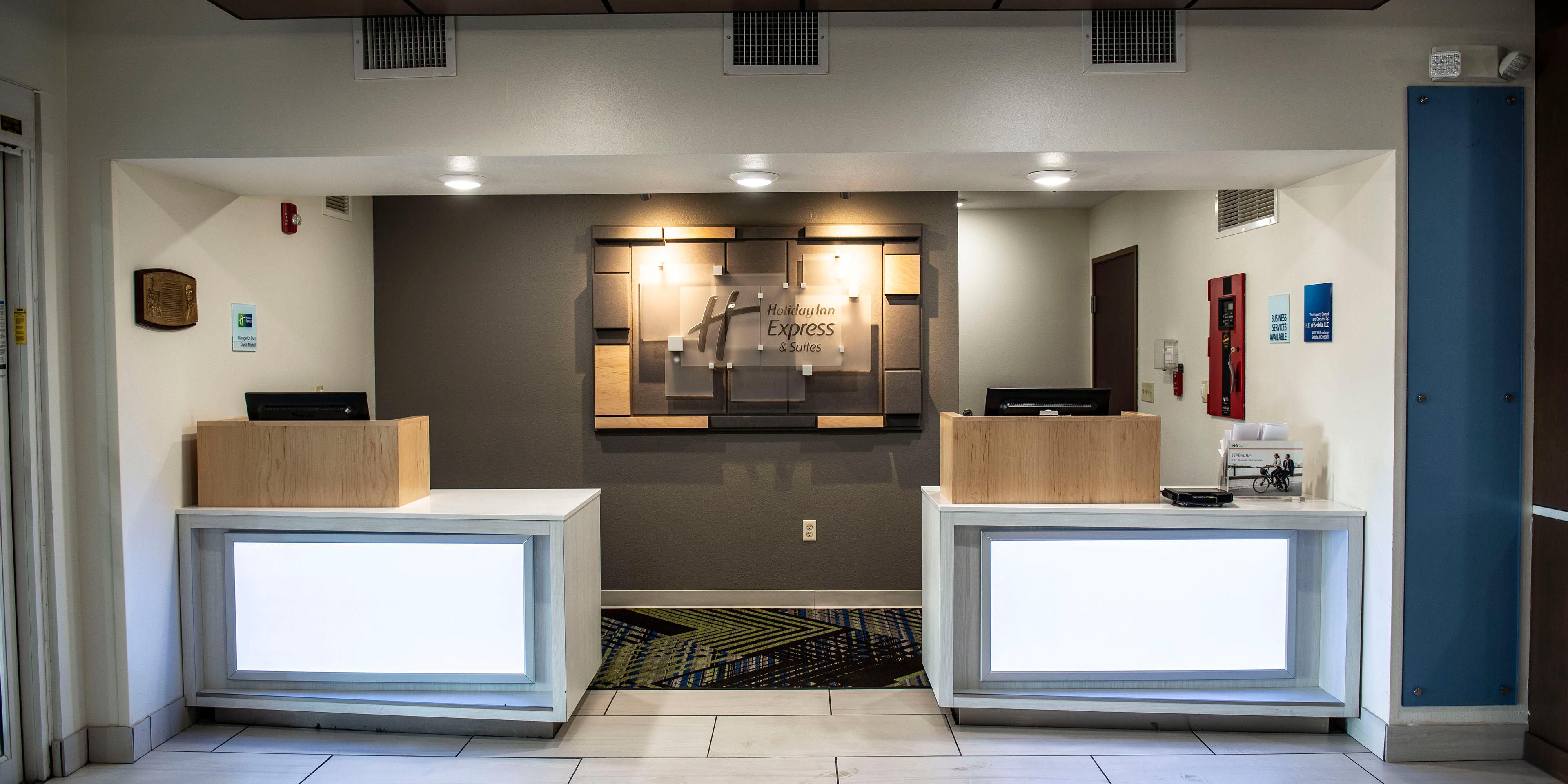 Holiday Inn Express Suites Sedalia Hotel By Ihg