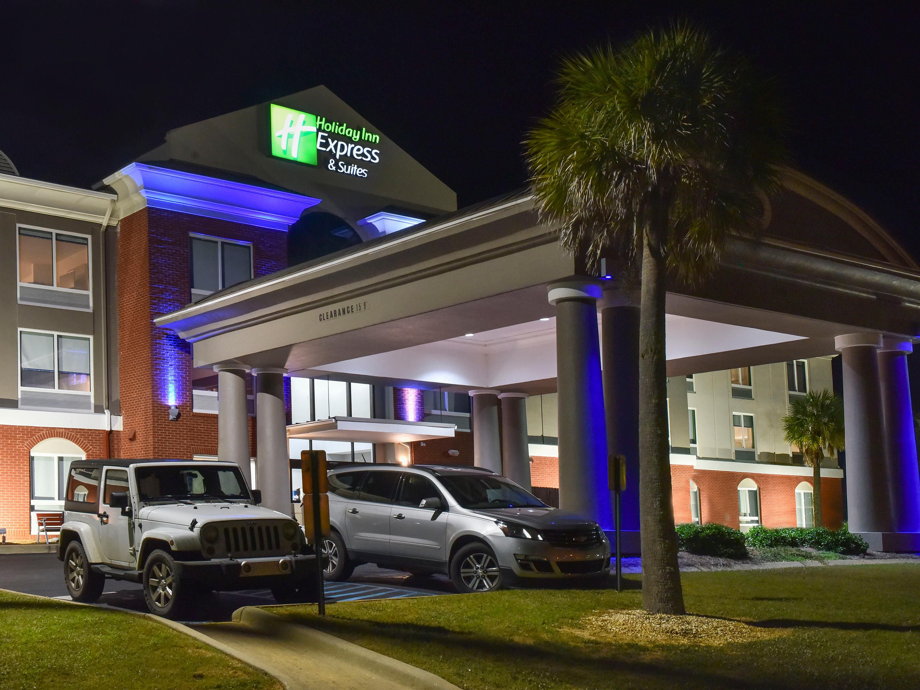 Holiday Inn Express Suites Selma Hotel By Ihg