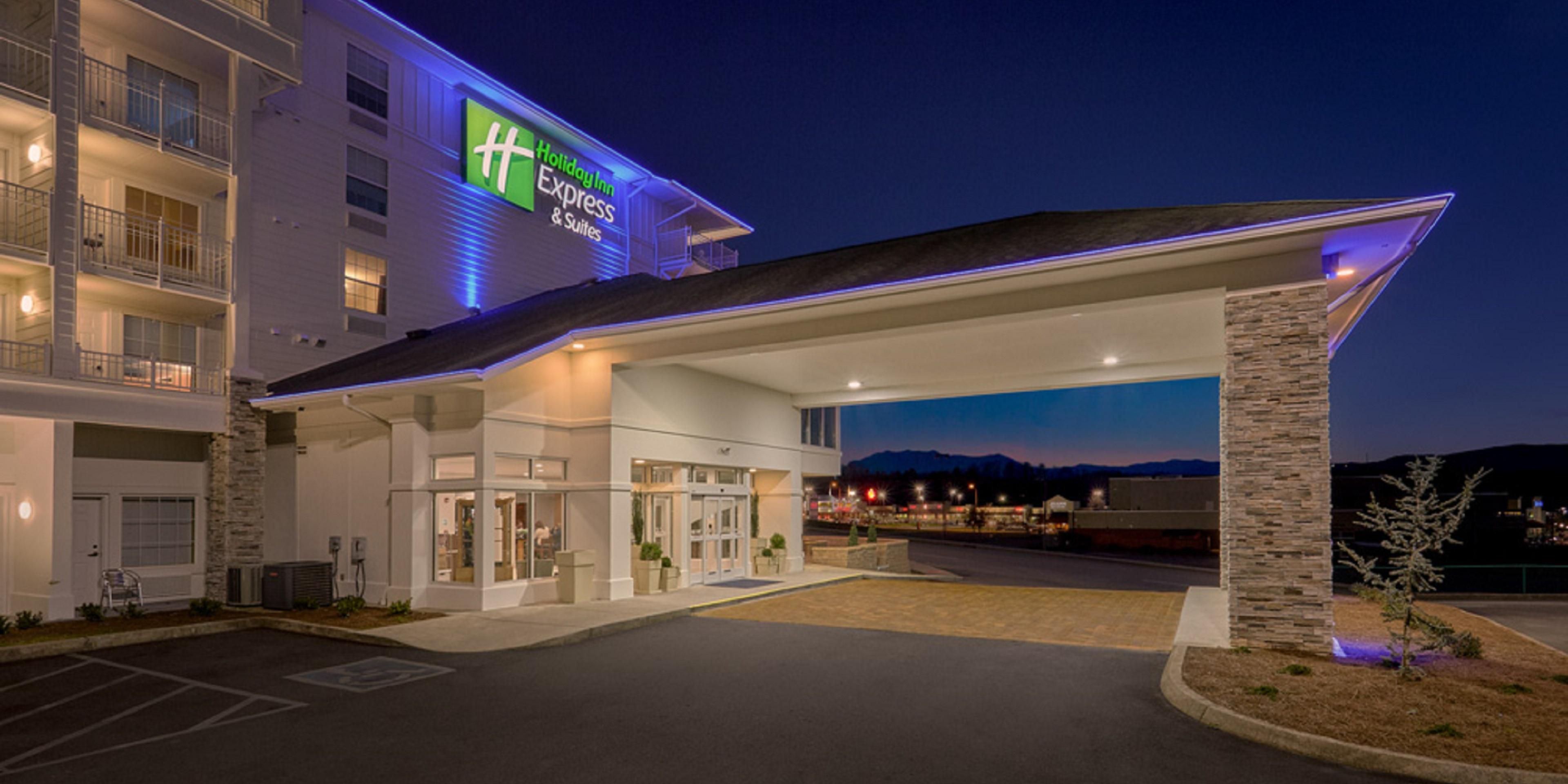 Sevierville Tn Hotels Holiday Inn Express Suites Pigeon Forge