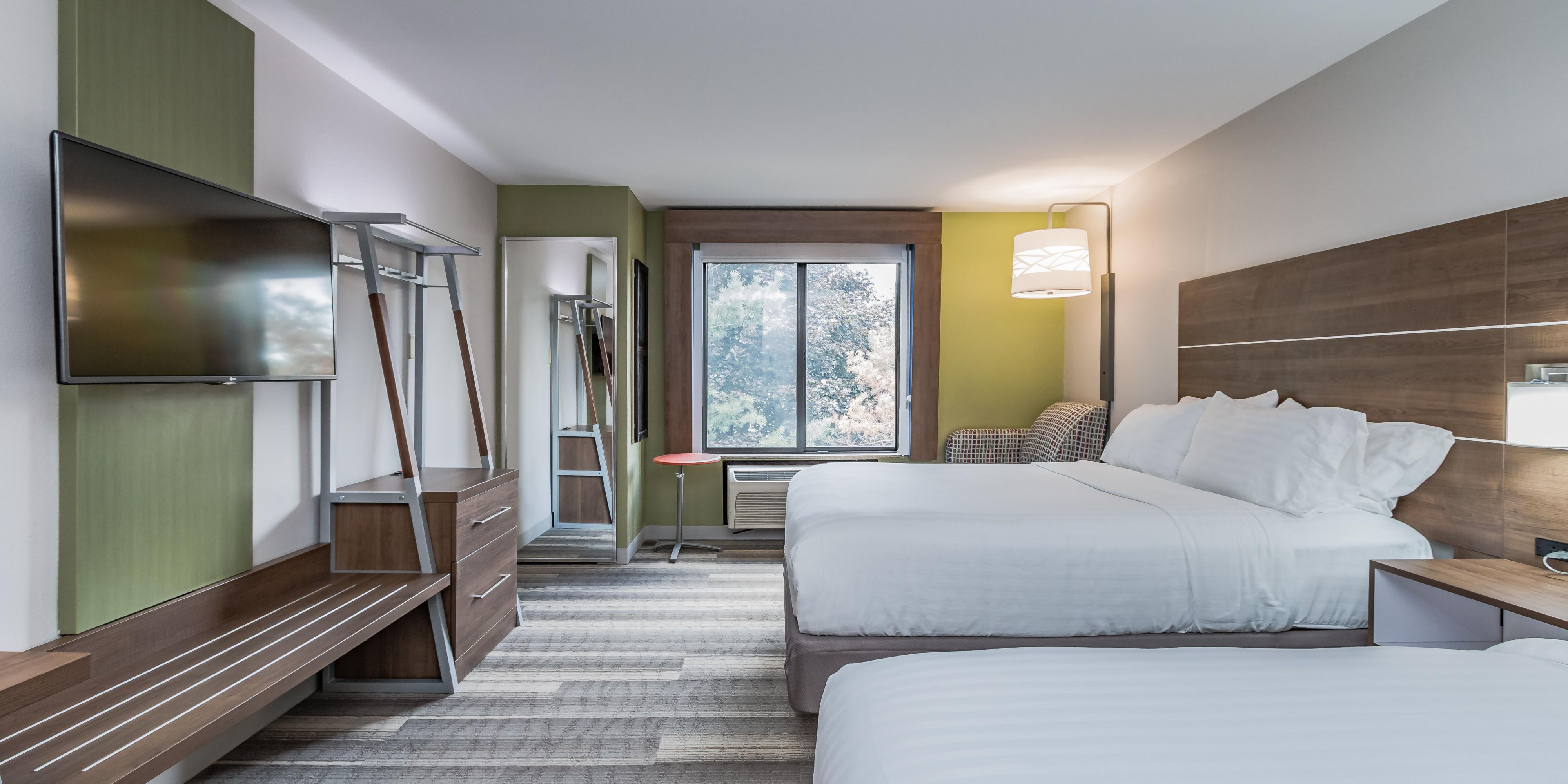 Holiday Inn Express Suites South Bend Notre Dame Univ Hotel