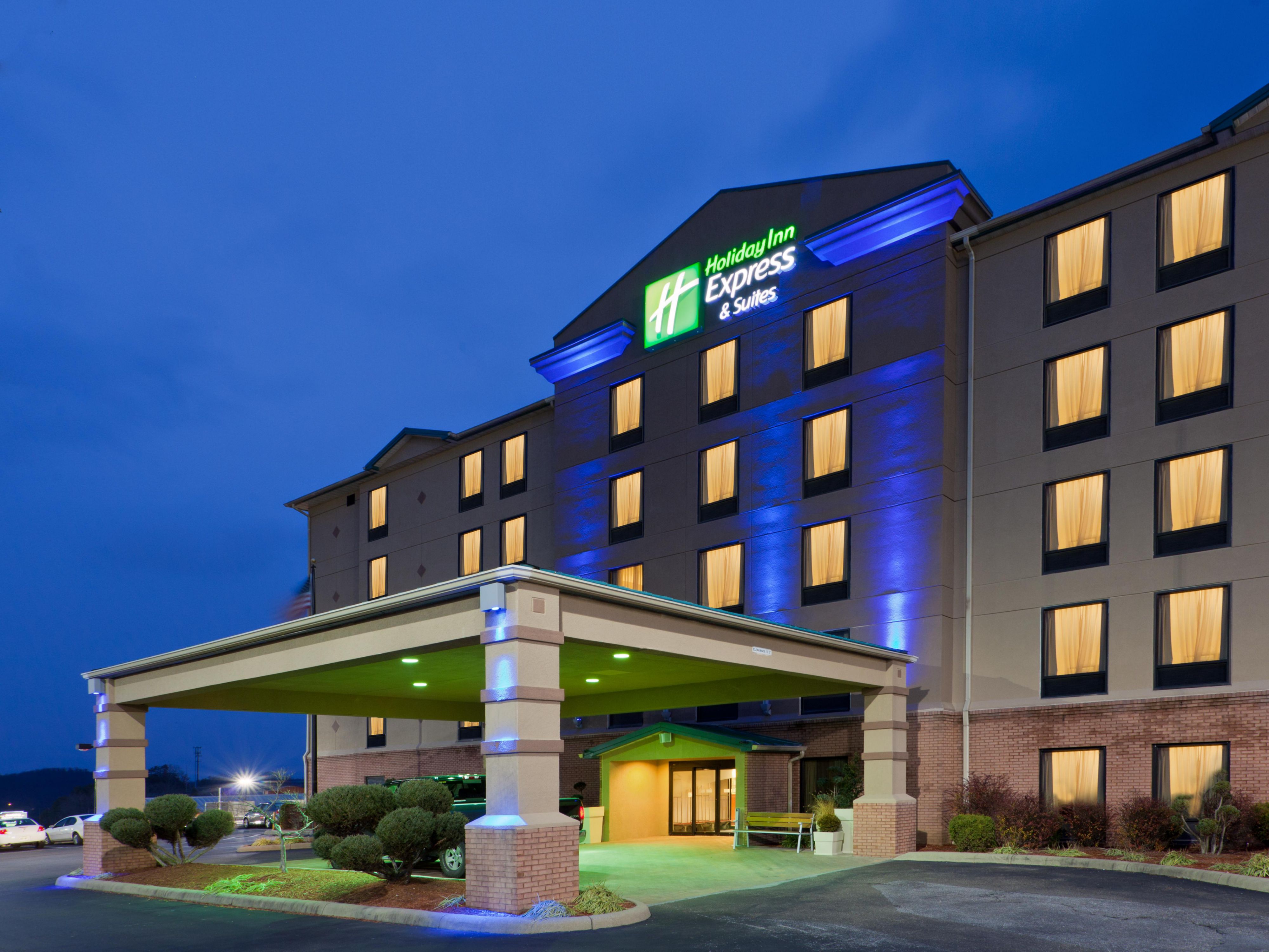 holiday inn express and suites south charleston 3550842863 4x3