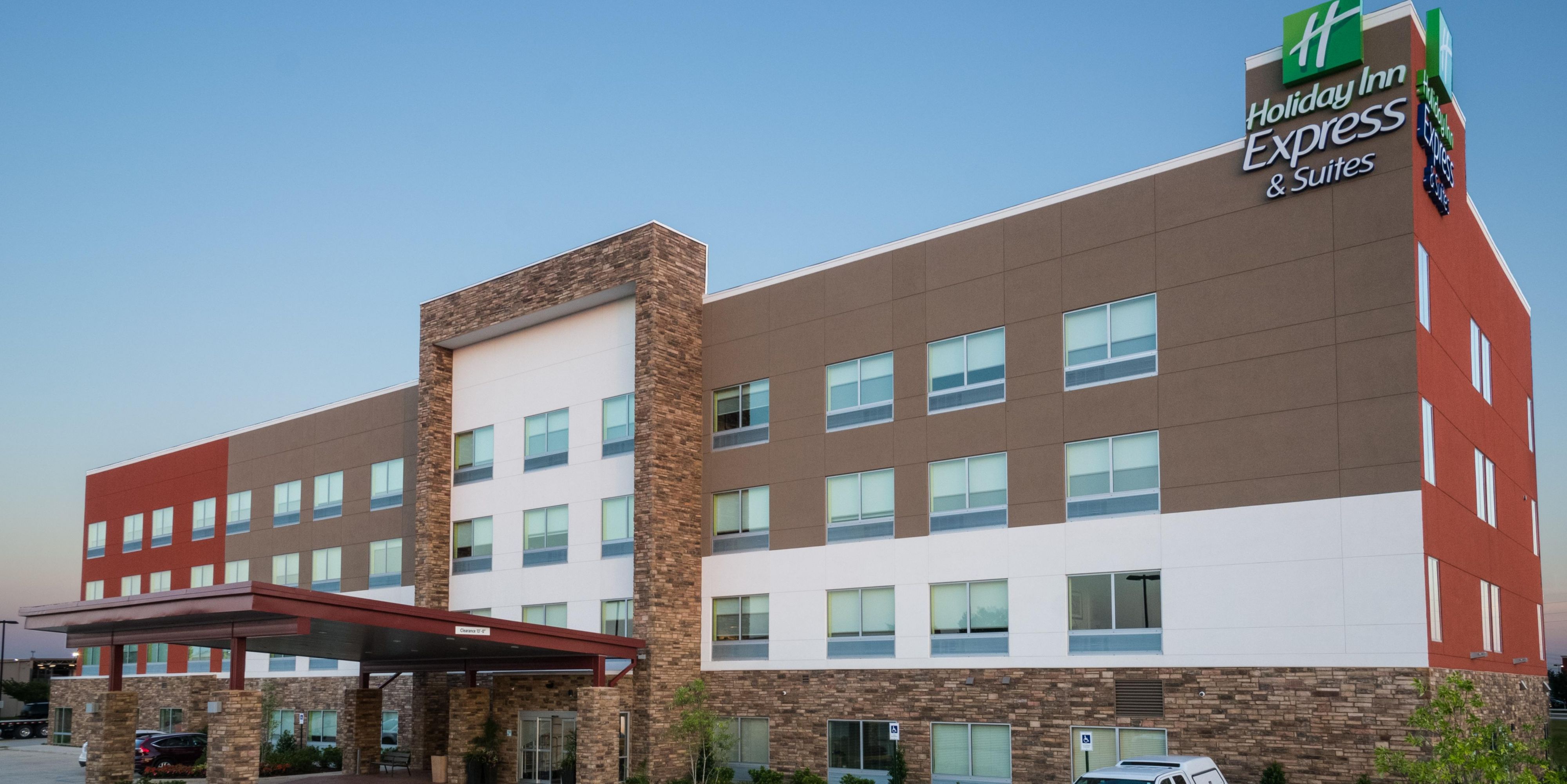 Holiday Inn Express Suites Southaven Central Memphis Hotel By Ihg