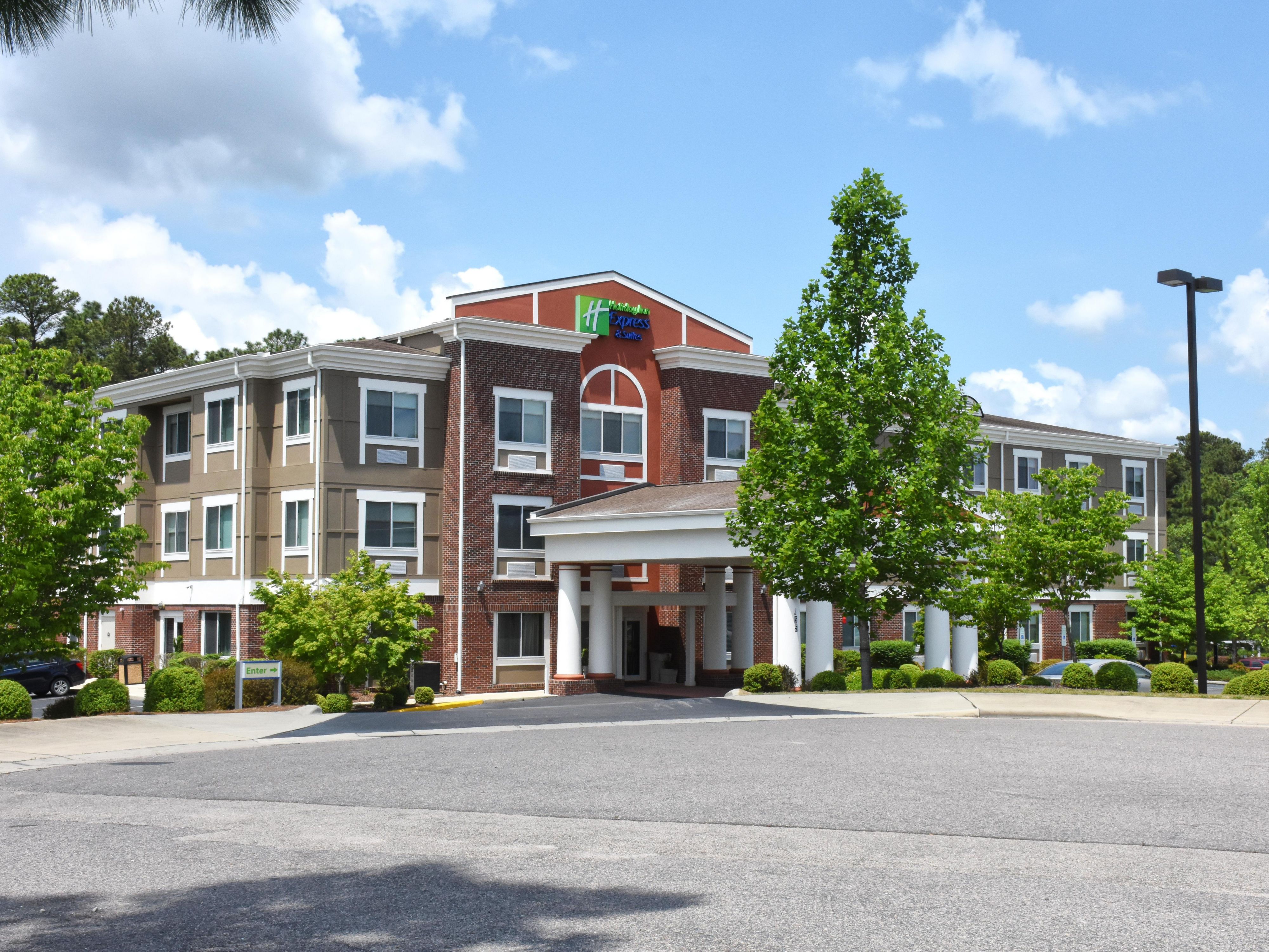 Holiday Inn Express Suites Southern Pines Pinehurst Area Hotel