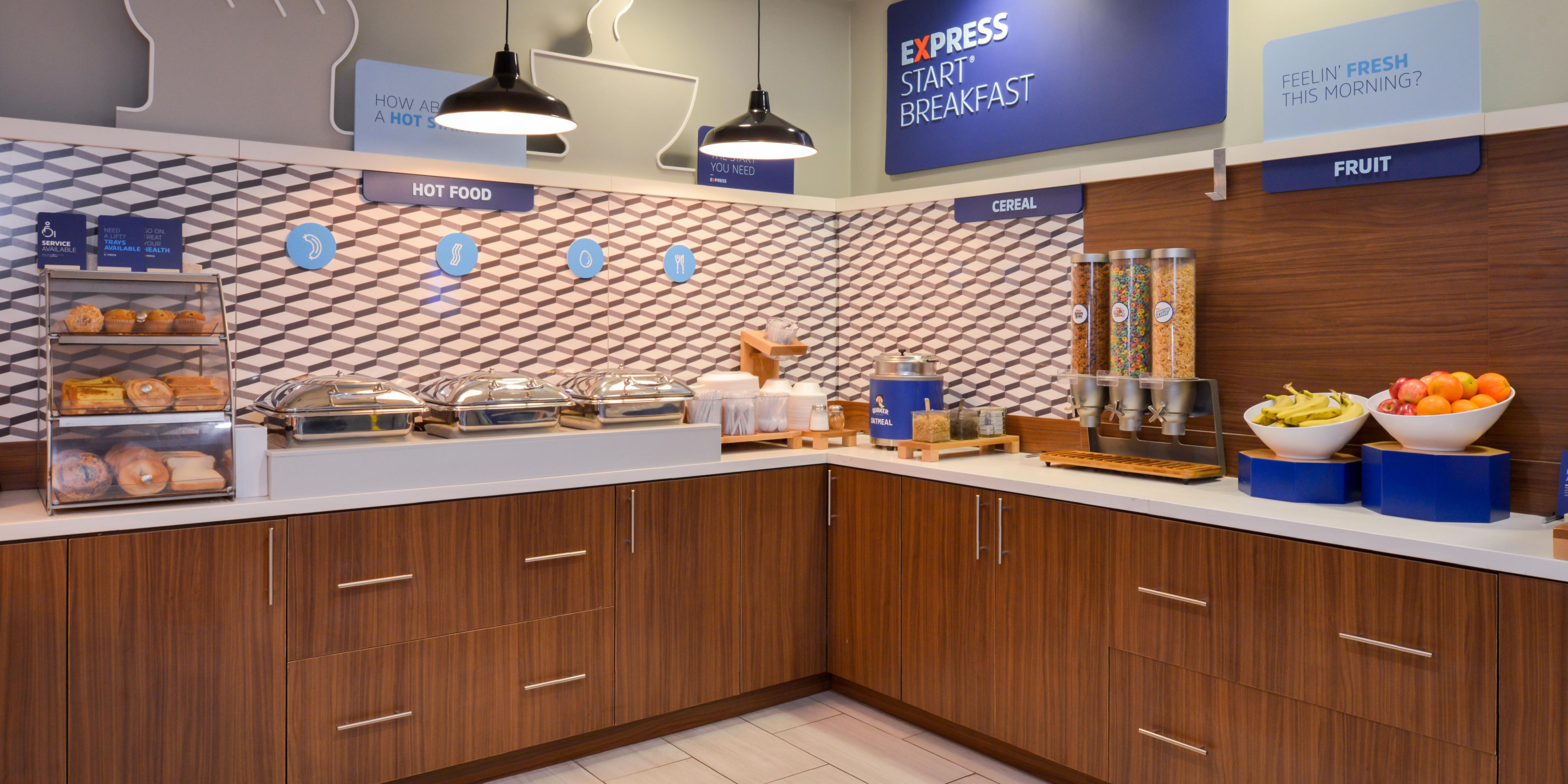 Hotels In Southfield Mi Holiday Inn Express Suites Southfield