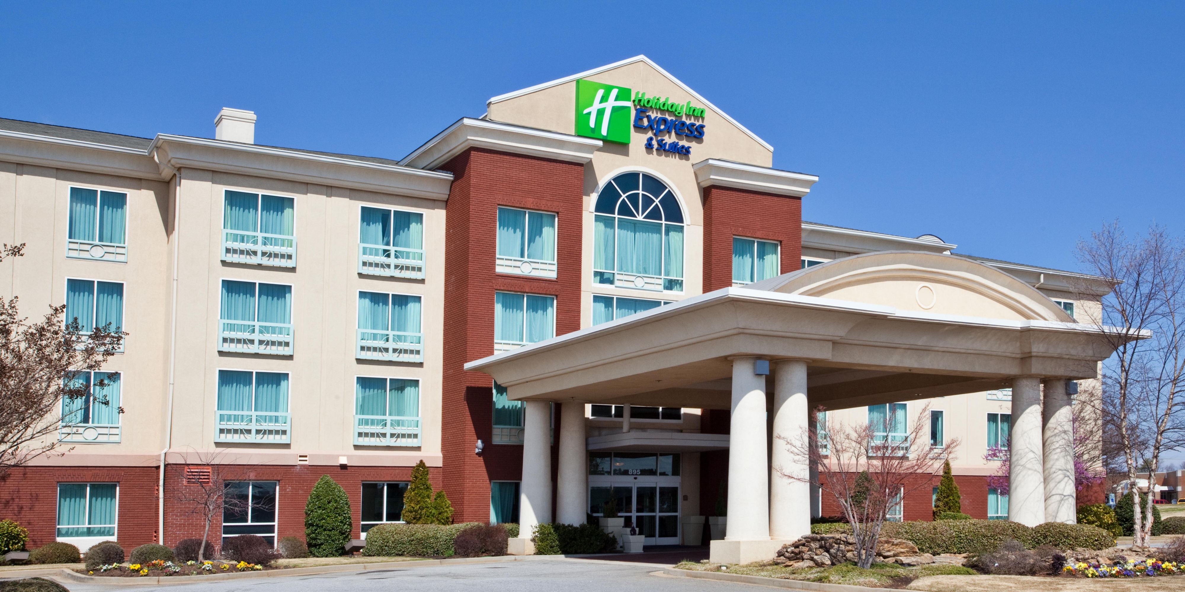 Holiday Inn Express Suites I 26 Us 29 At Westgate Mall Hotel