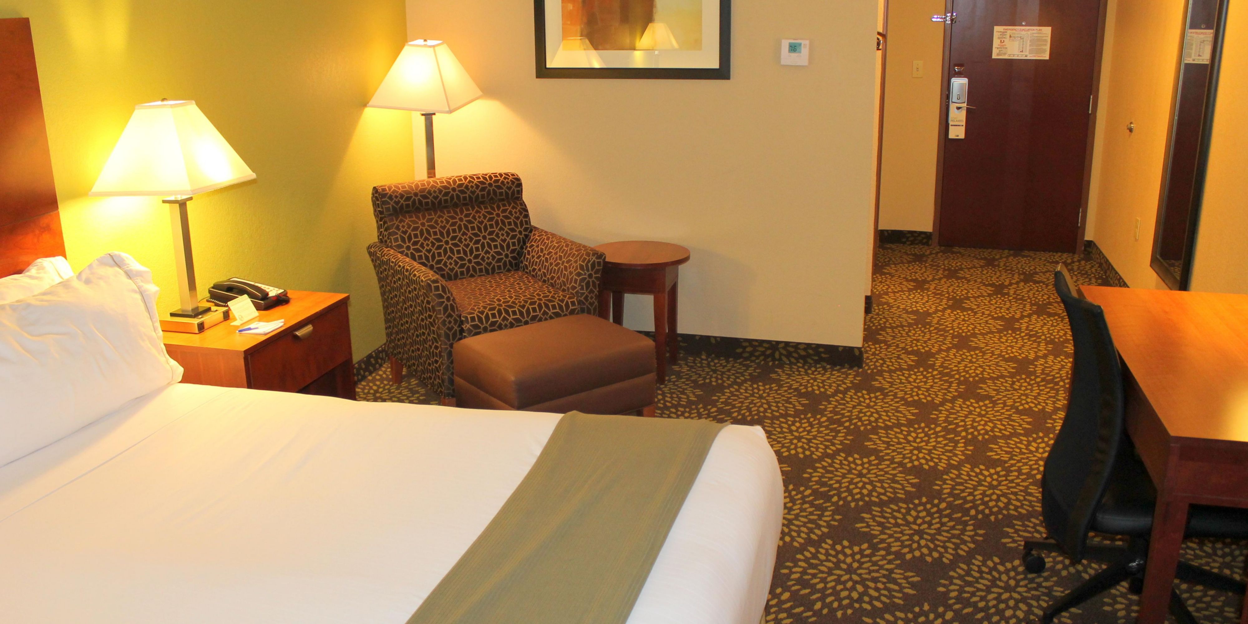 Holiday Inn Express Suites Starkville Hotel By Ihg