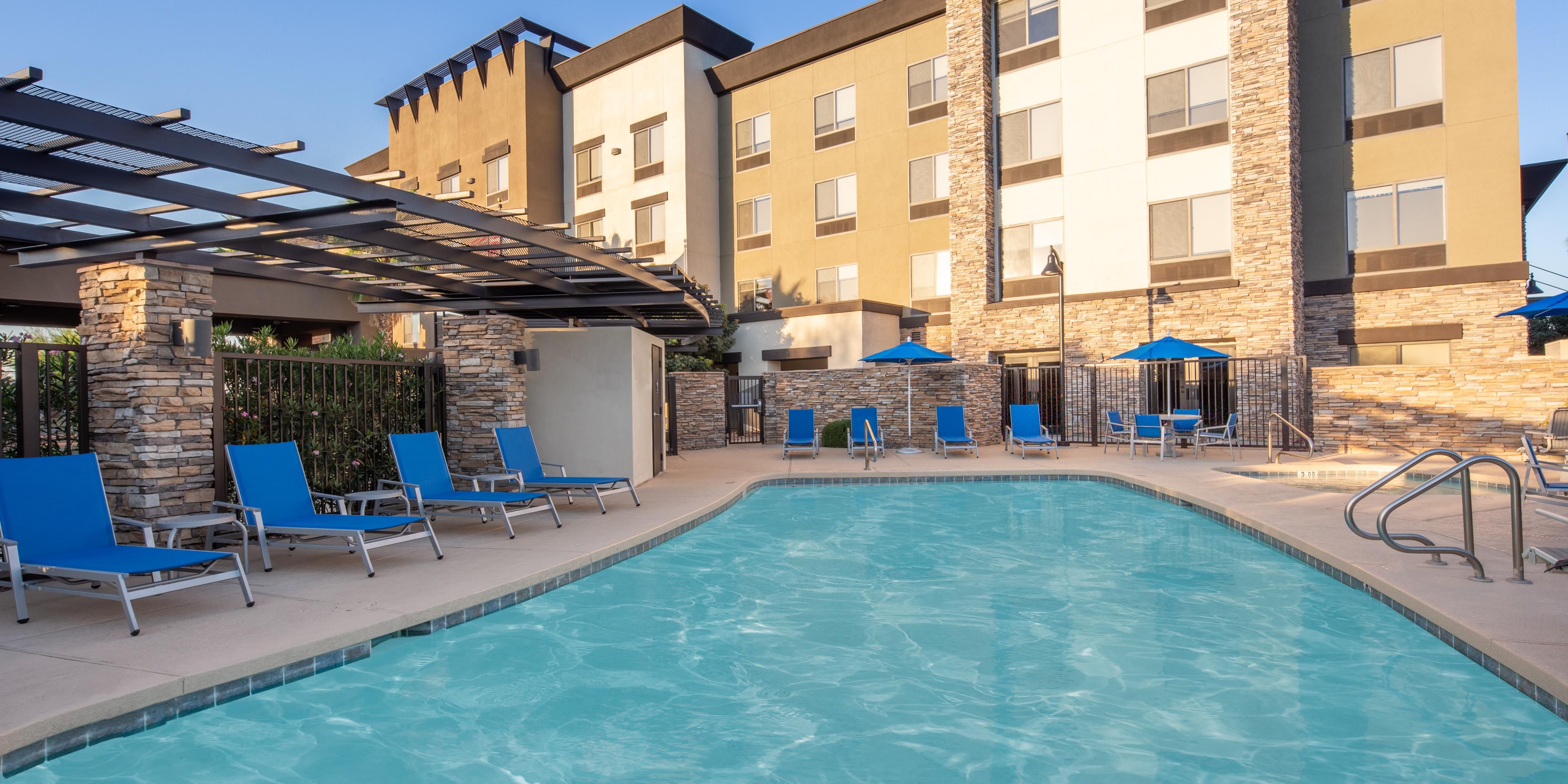 Hotels In Surprise Az Near Phoenix Holiday Inn Express Suites