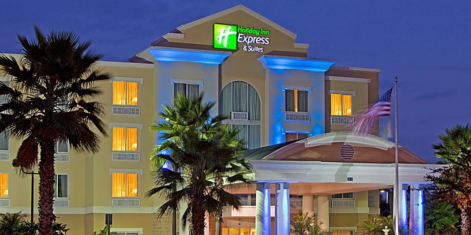 Pet Friendly Hotels In Tampa Holiday Inn Express Suites Tampa