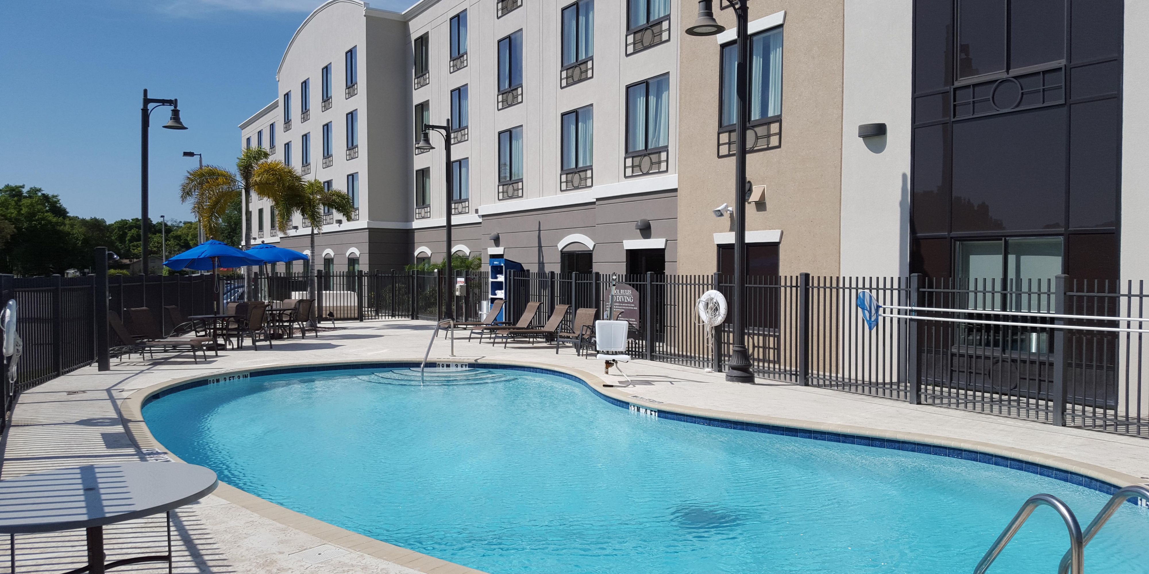 Hotels Near Busch Gardens Holiday Inn Express Suites Tampa