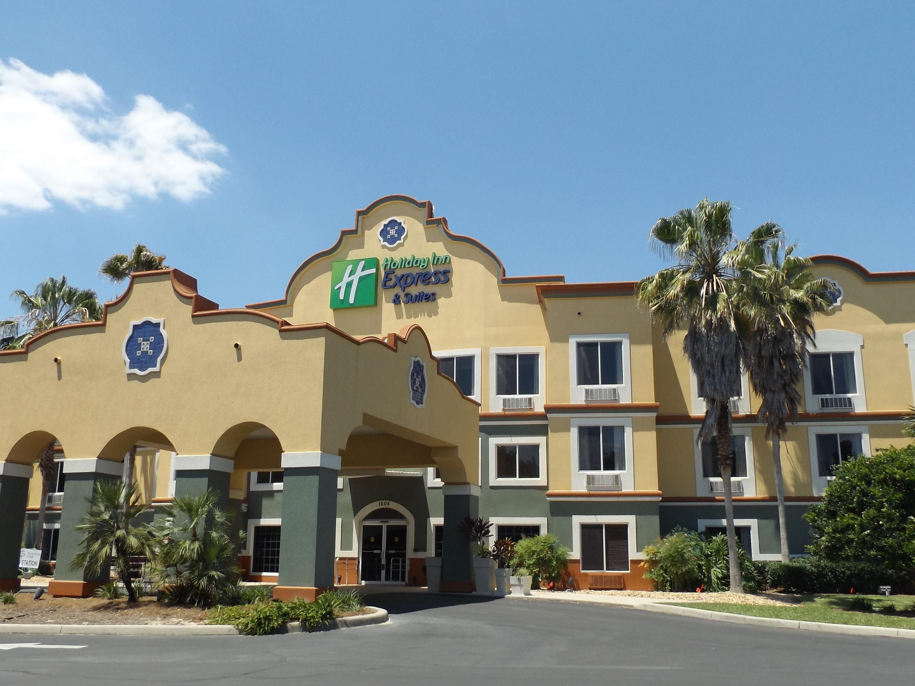 Holiday Inn Express & Suites The Villages Hotel in The Villages