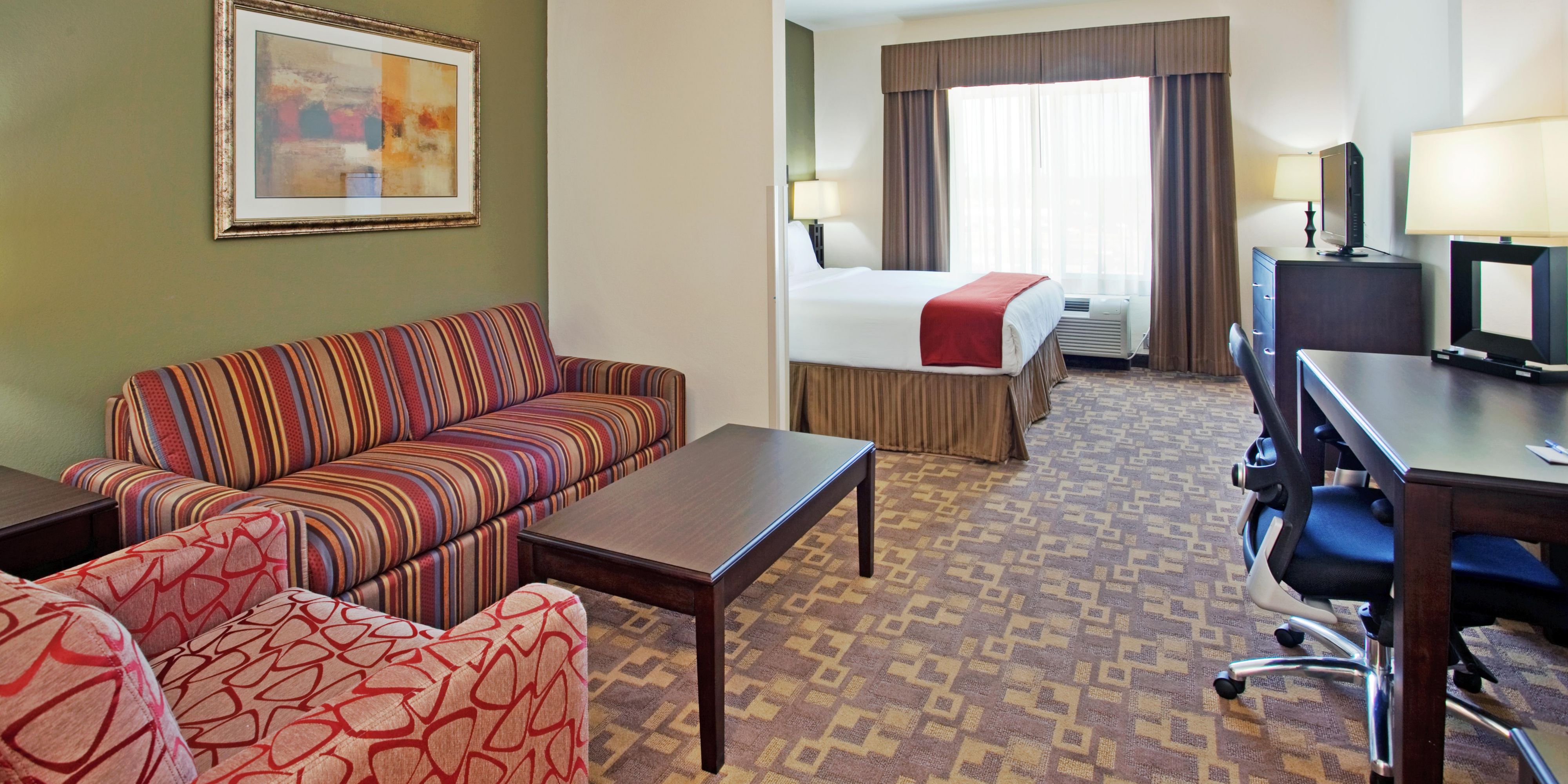 Topeka Hotels Holiday Inn Express Suites Topeka North