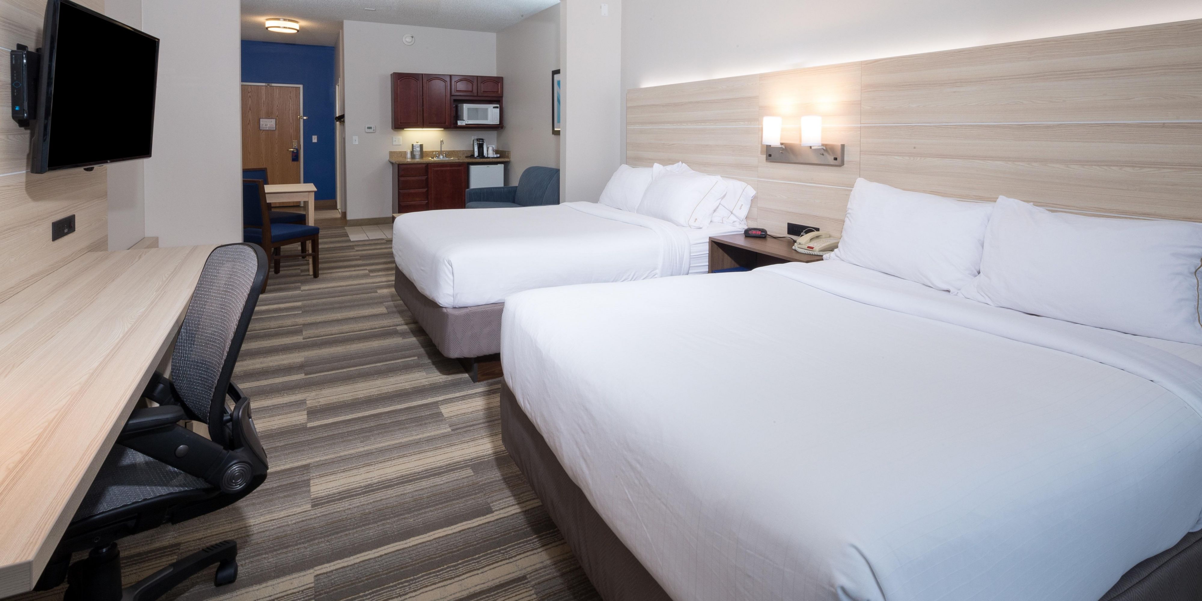 Hotels In Utica Mi Holiday Inn Express Suites Detroit Utica
