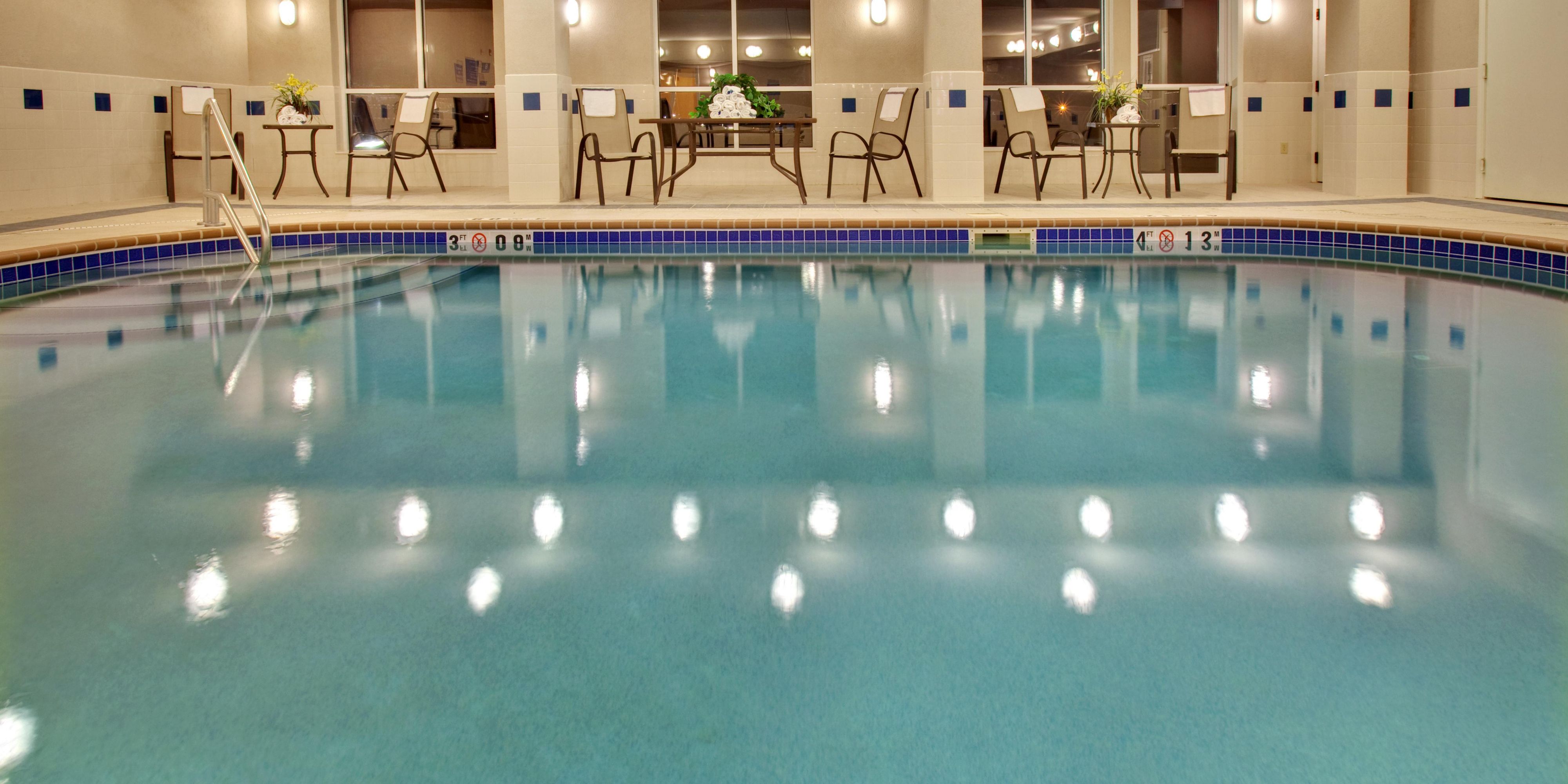 Holiday Inn Express Suites Vermillion Hotel By Ihg