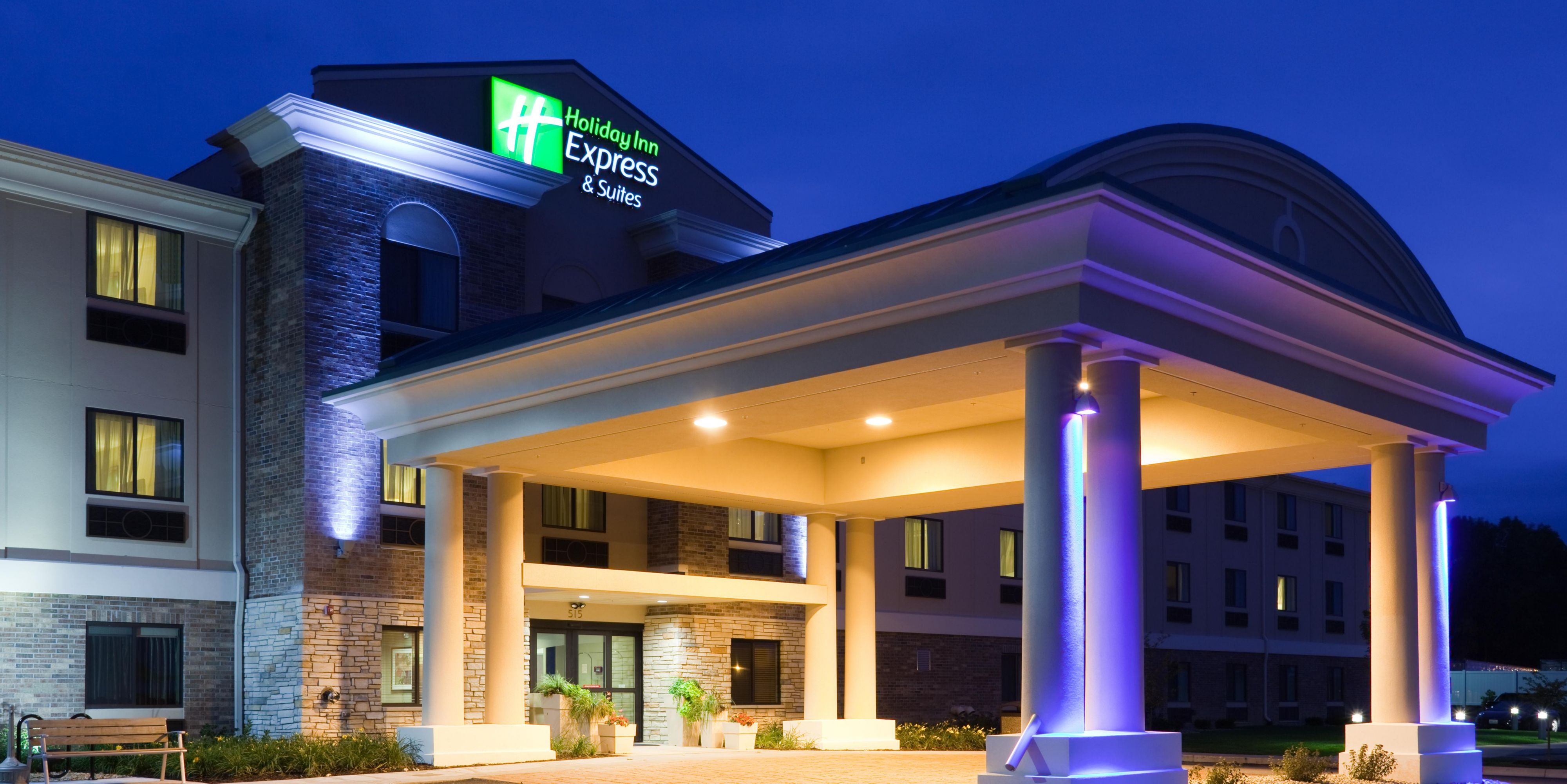 Holiday Inn Express Suites Madison Verona Hotel By Ihg