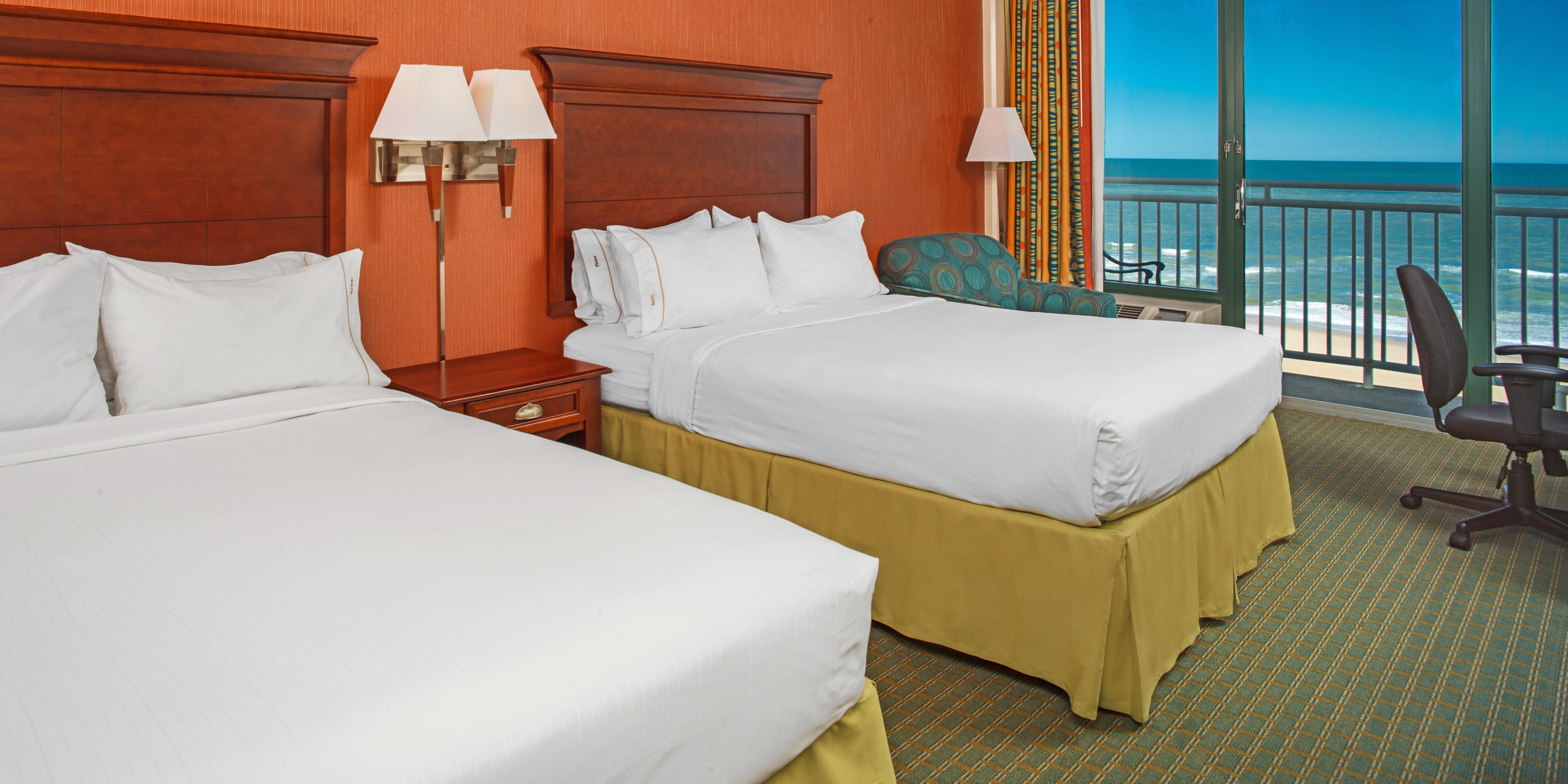 Virginia Beach Oceanfront Hotels Holiday Inn Express Suites Va