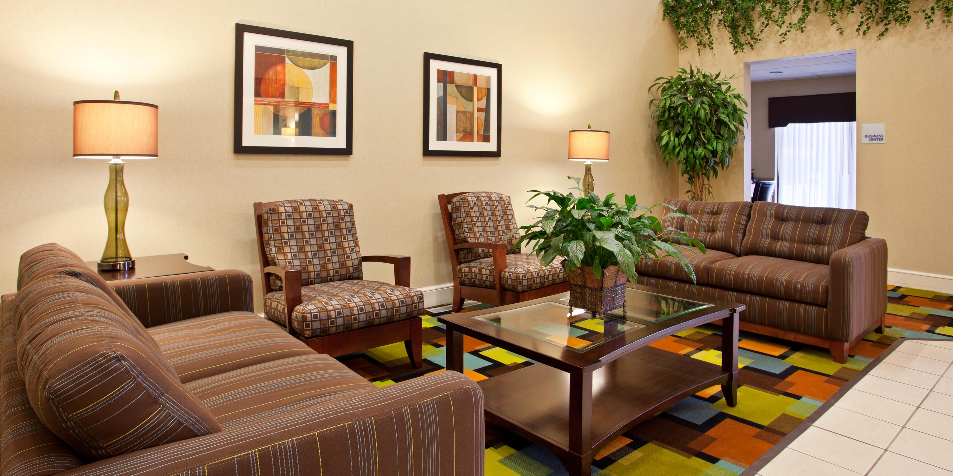 Holiday Inn Express Suites Wadsworth Hotel In Wadsworth By Ihg