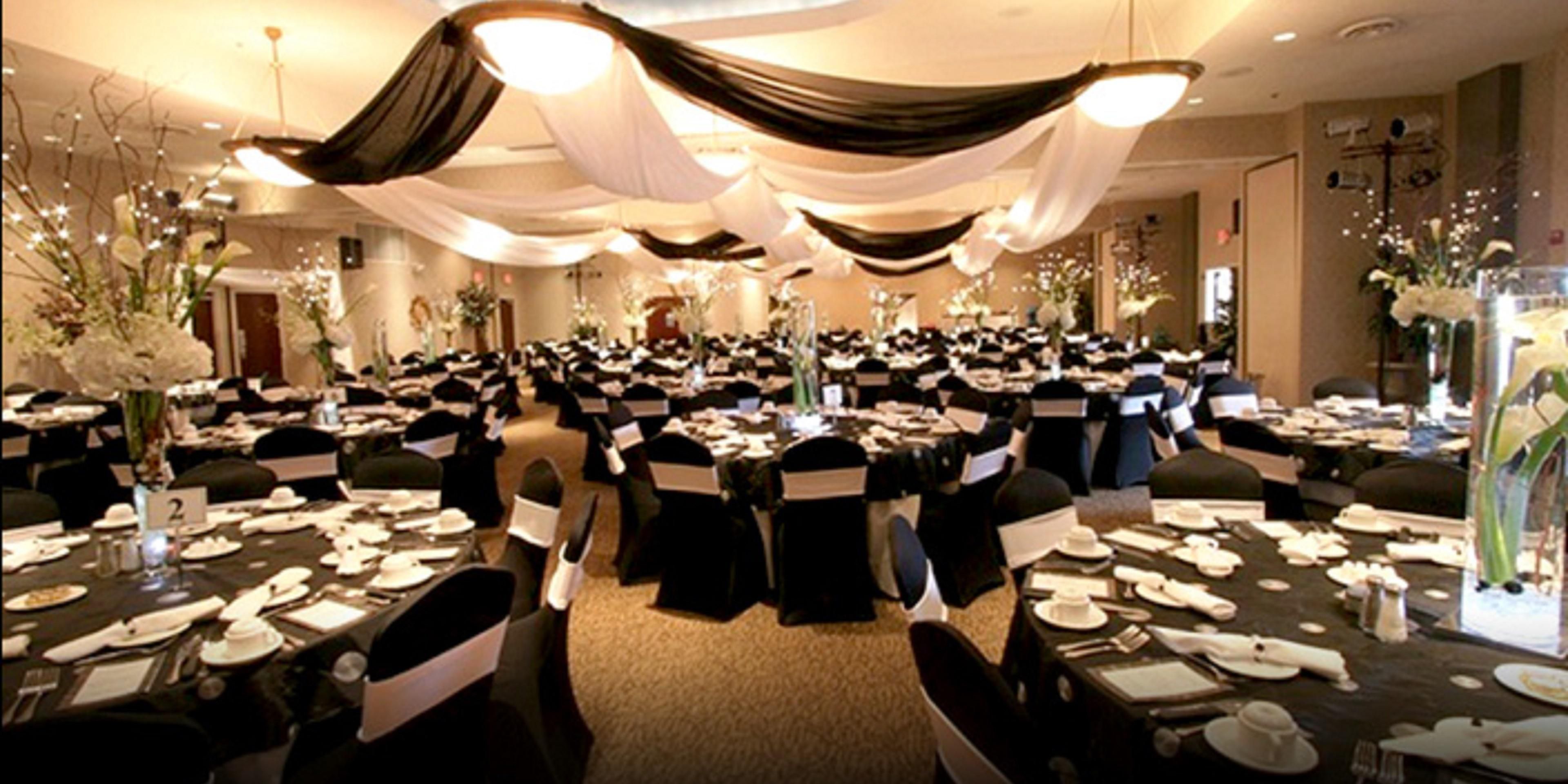 Holiday Inn Express Suites Wadsworth Hotel In Wadsworth By Ihg