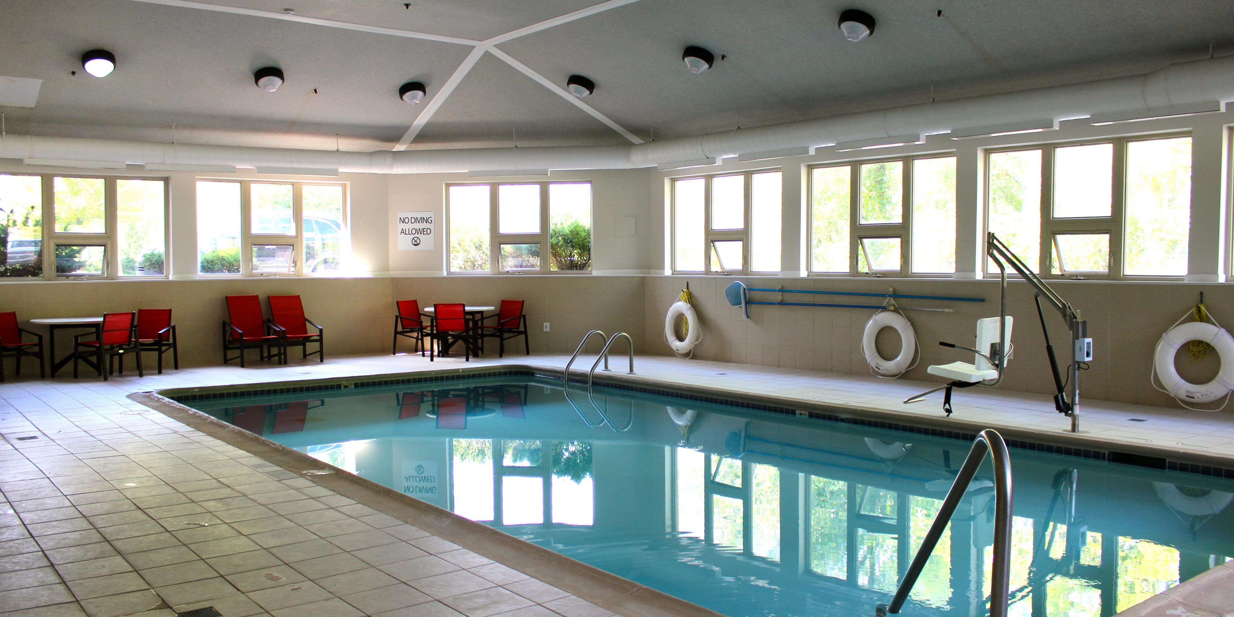 Detroit Hotels With Pools In Waterford Mi Holiday Inn Express