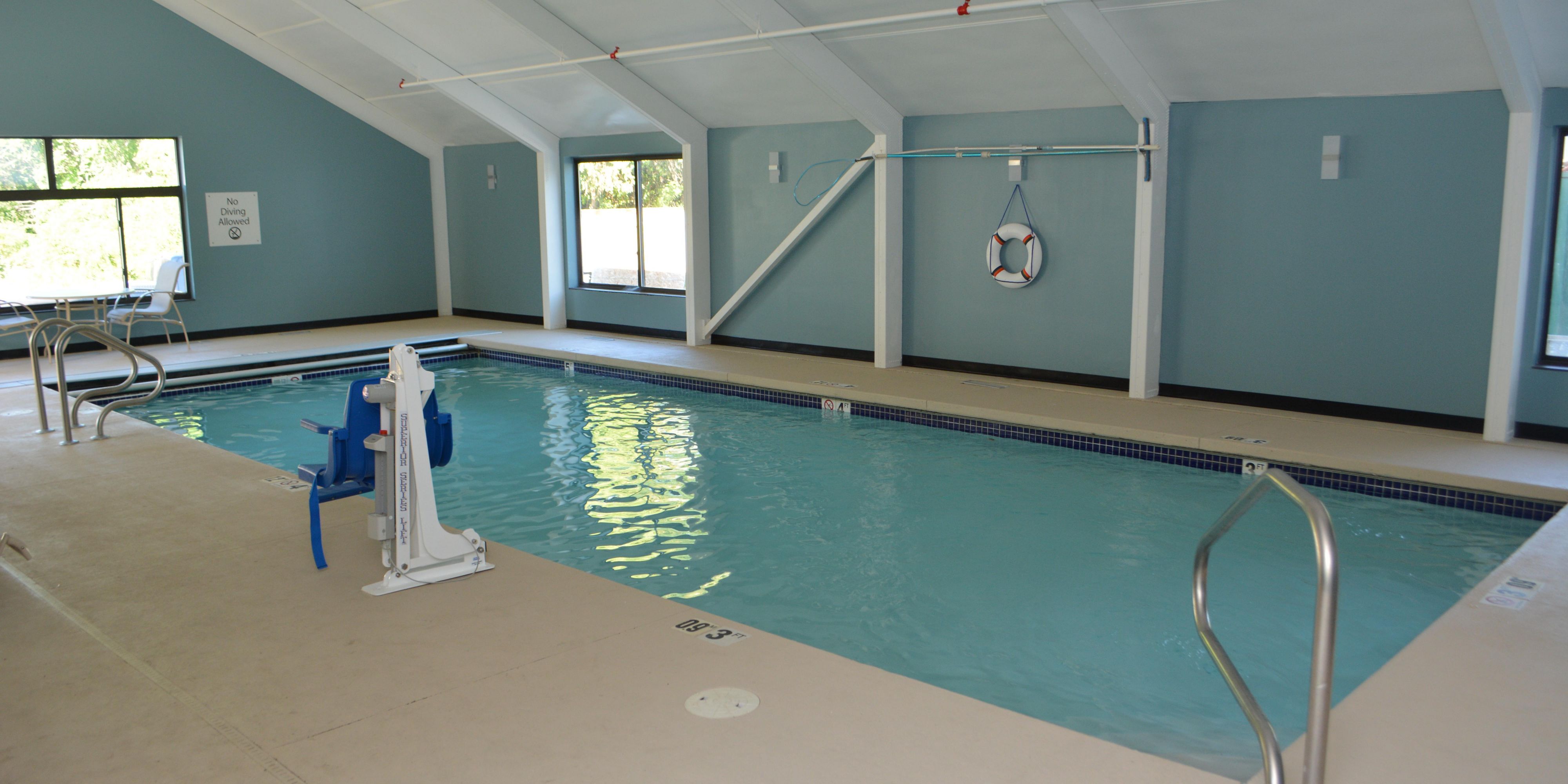 Holiday Inn Express Suites Waterville North Hotel By Ihg