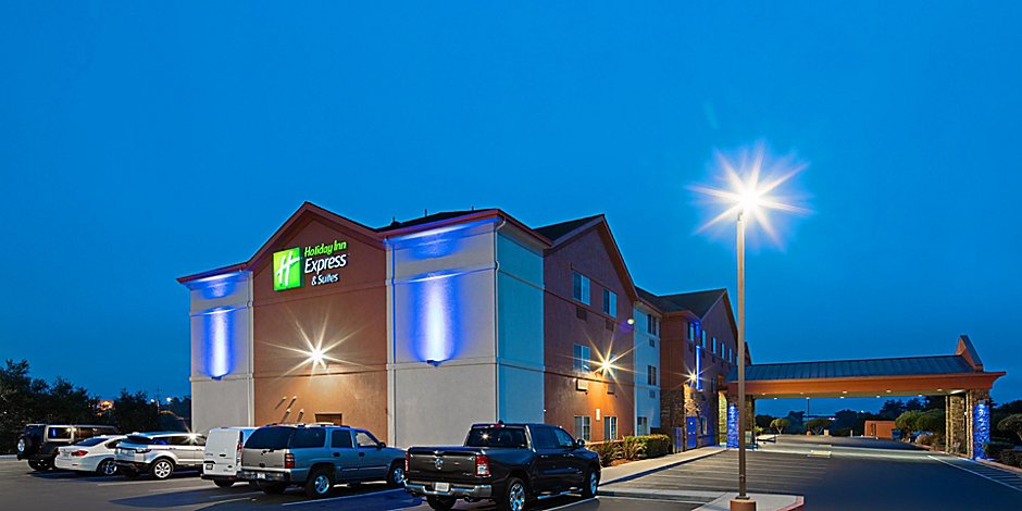 Hotels Near Santa Cruz In Watsonville Ca Holiday Inn Express
