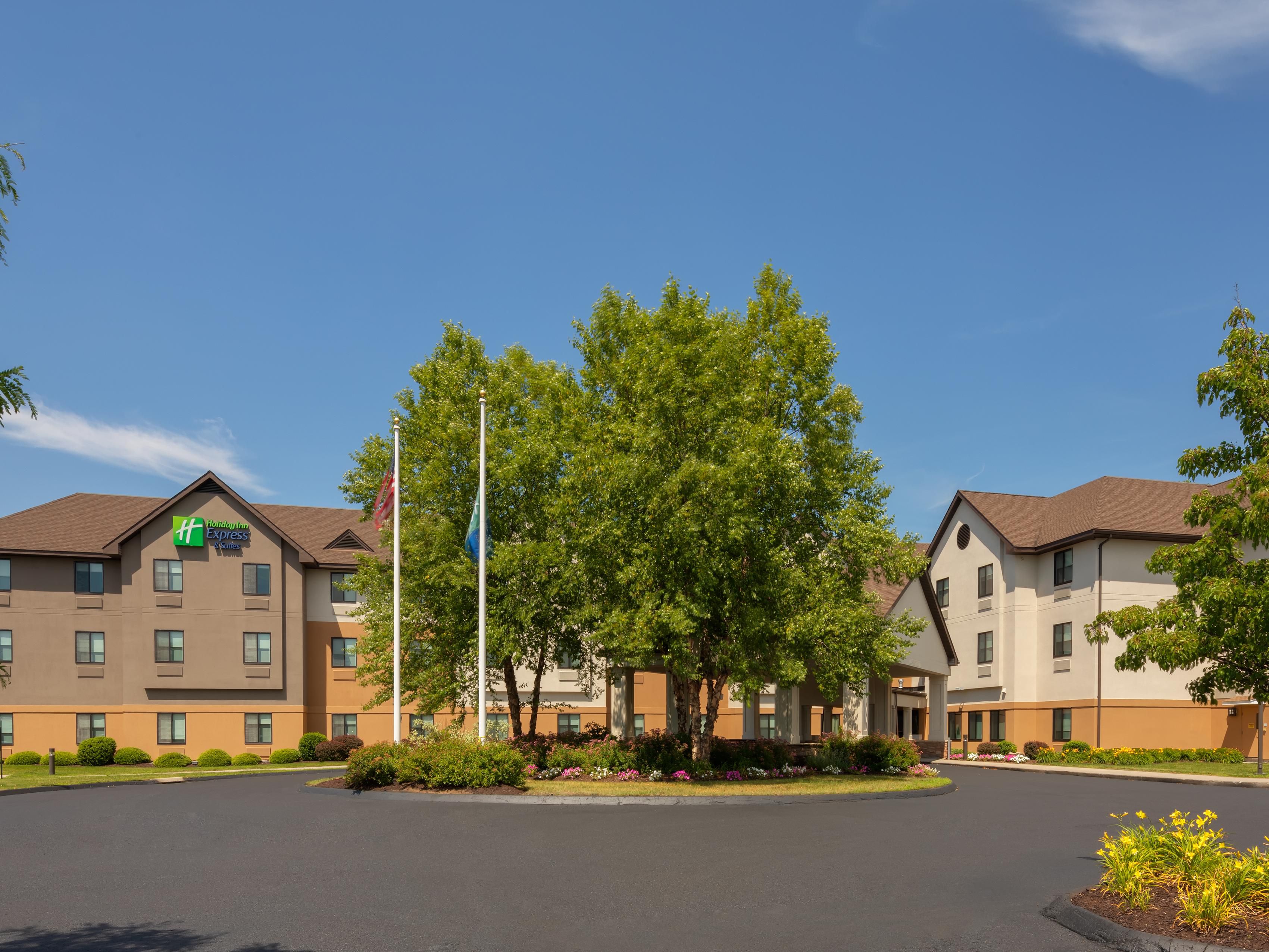 Holiday Inn Express Hadley Hotels Budget Hotels In Hadley - 