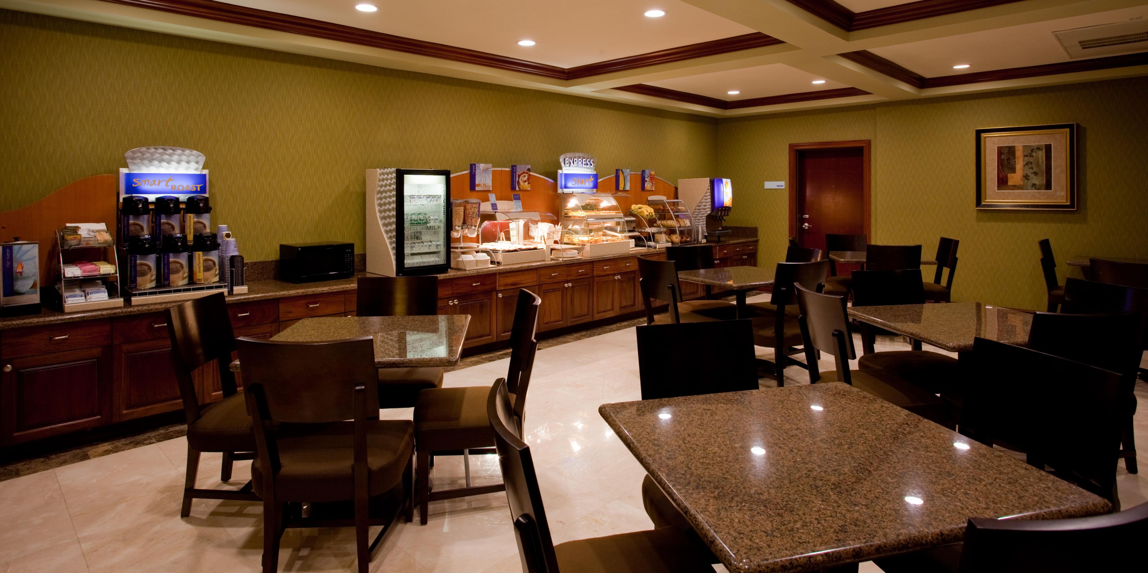 Woodland Hills Hotels Near Calabasas Holiday Inn Express