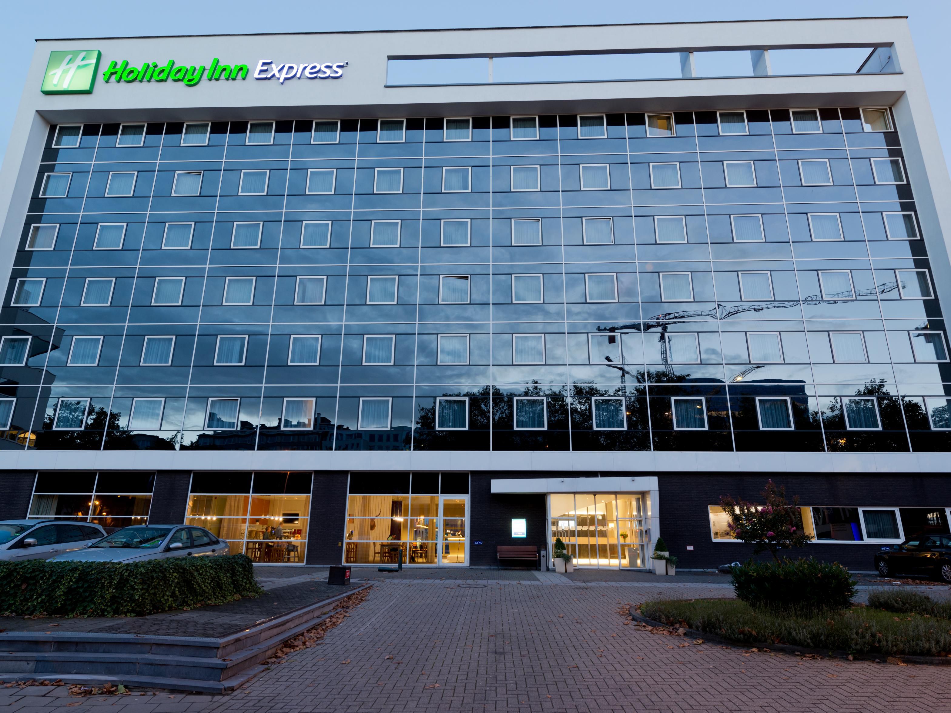 Holiday Inn Express Antwerp City North Antwerp, Bélgica
