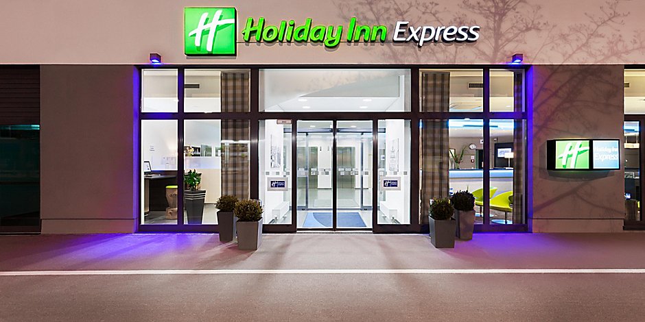 Hotels In Augsburg Innenstadt Holiday Inn Express Augsburg