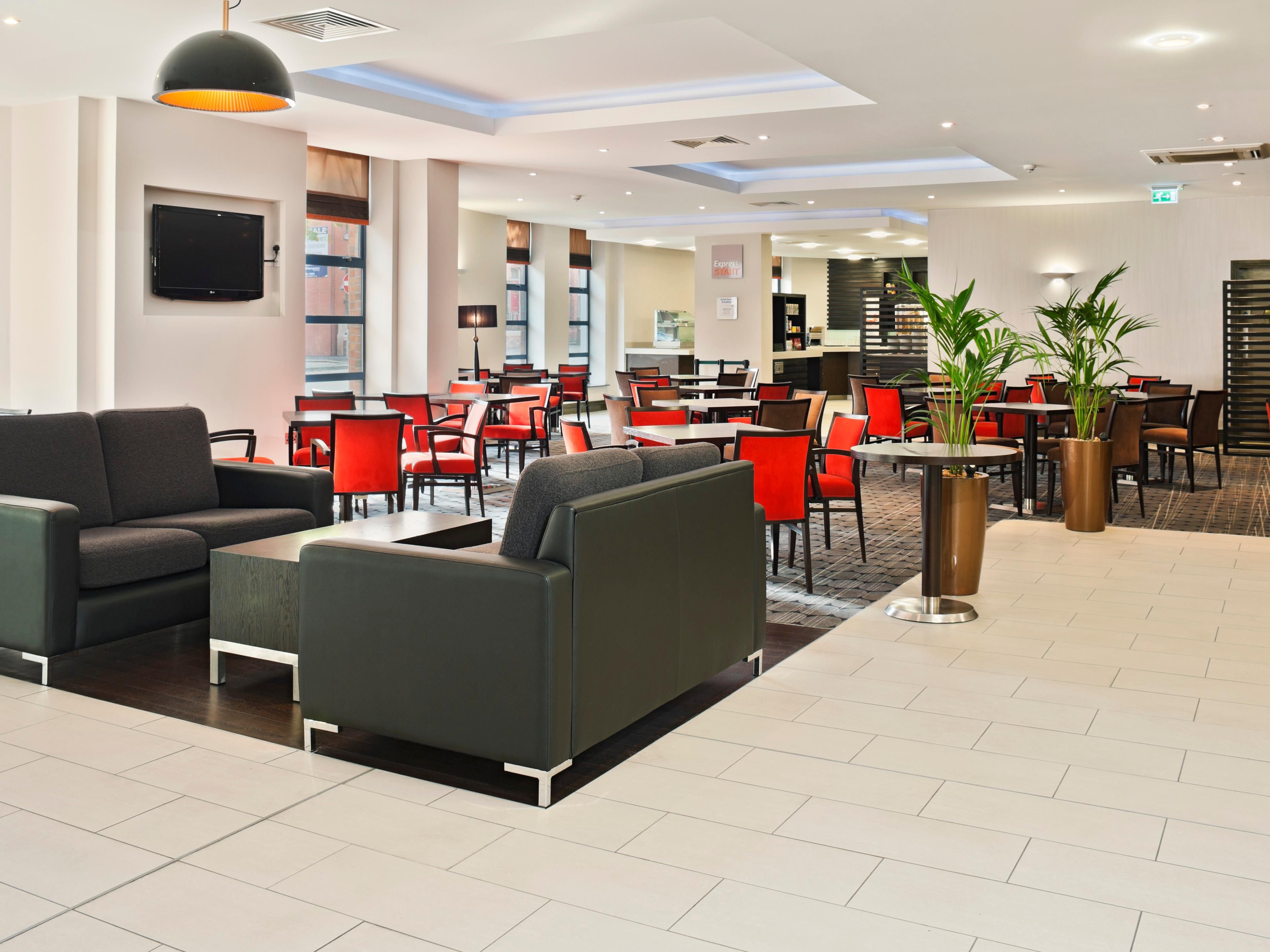 Holiday Inn Express Hotels Belfast City - Queen's Quarter - Belfast ...