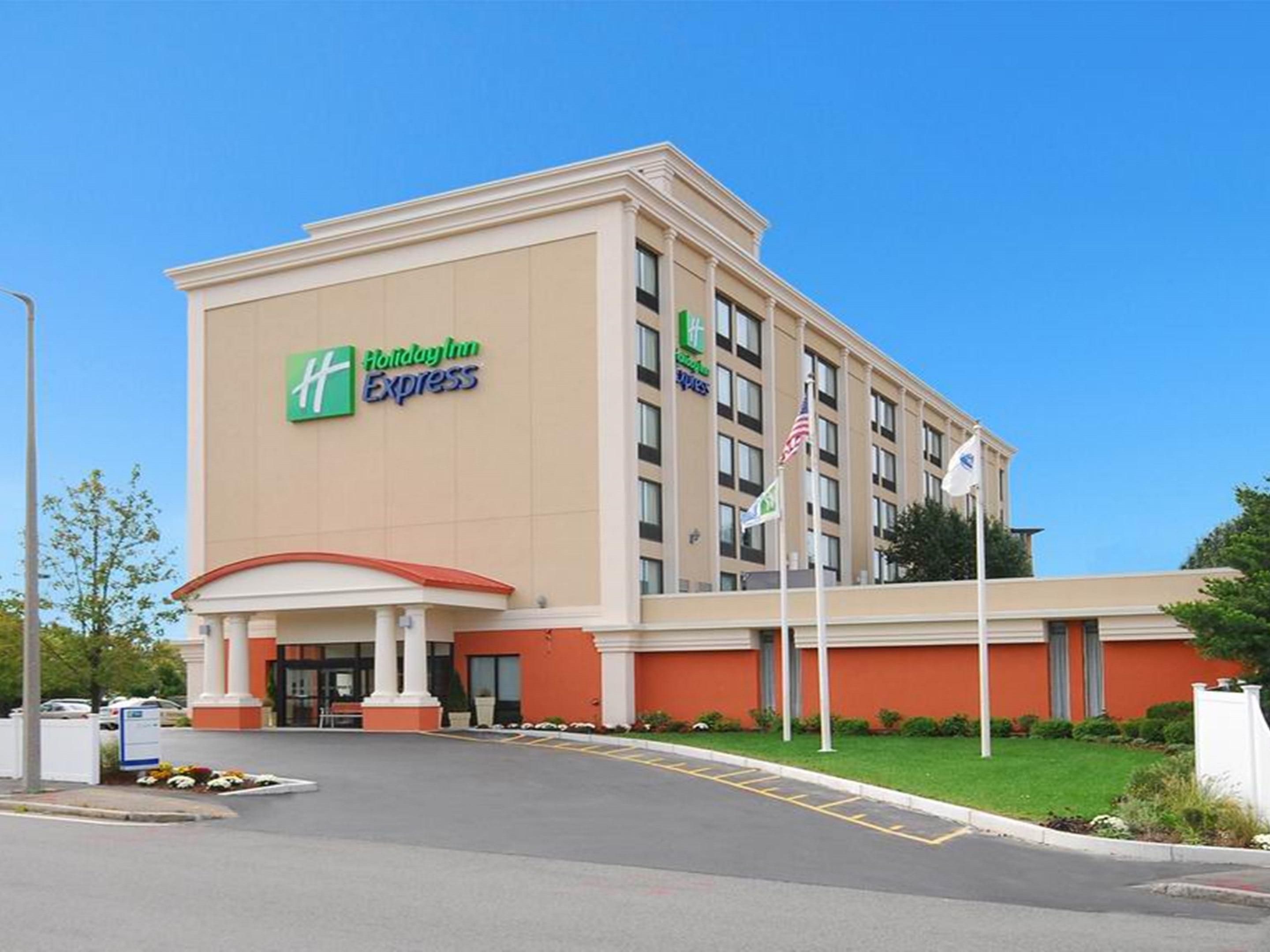 Holiday Inn Express Boston 3453027938 4x3