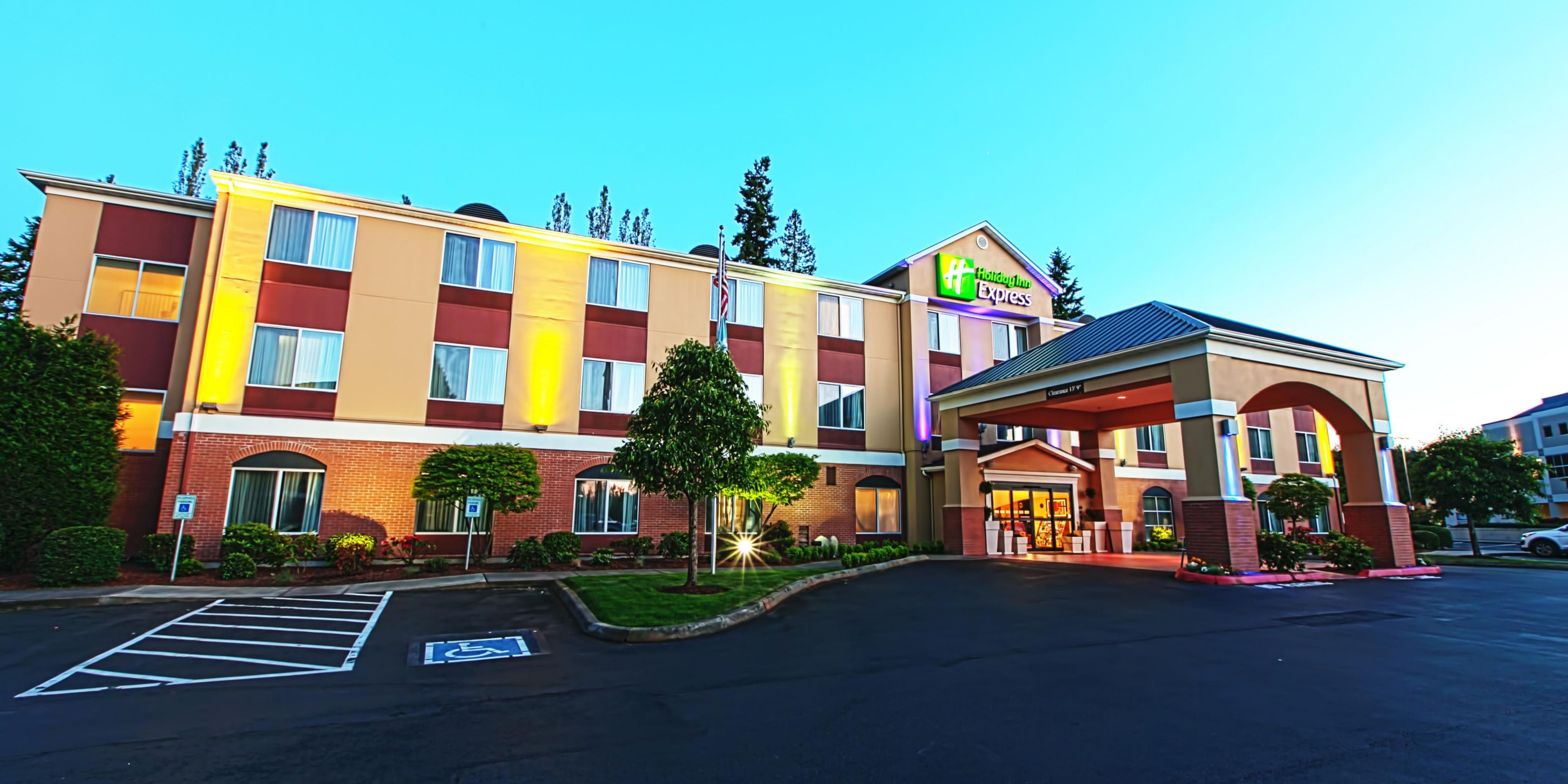 Hotels In Bothell Near Woodinville Wa With Indoor Pools Holiday