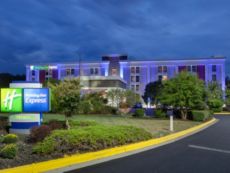 Holiday Inn Express Washington DC East-Andrews AFB in Washington, District Of Columbia